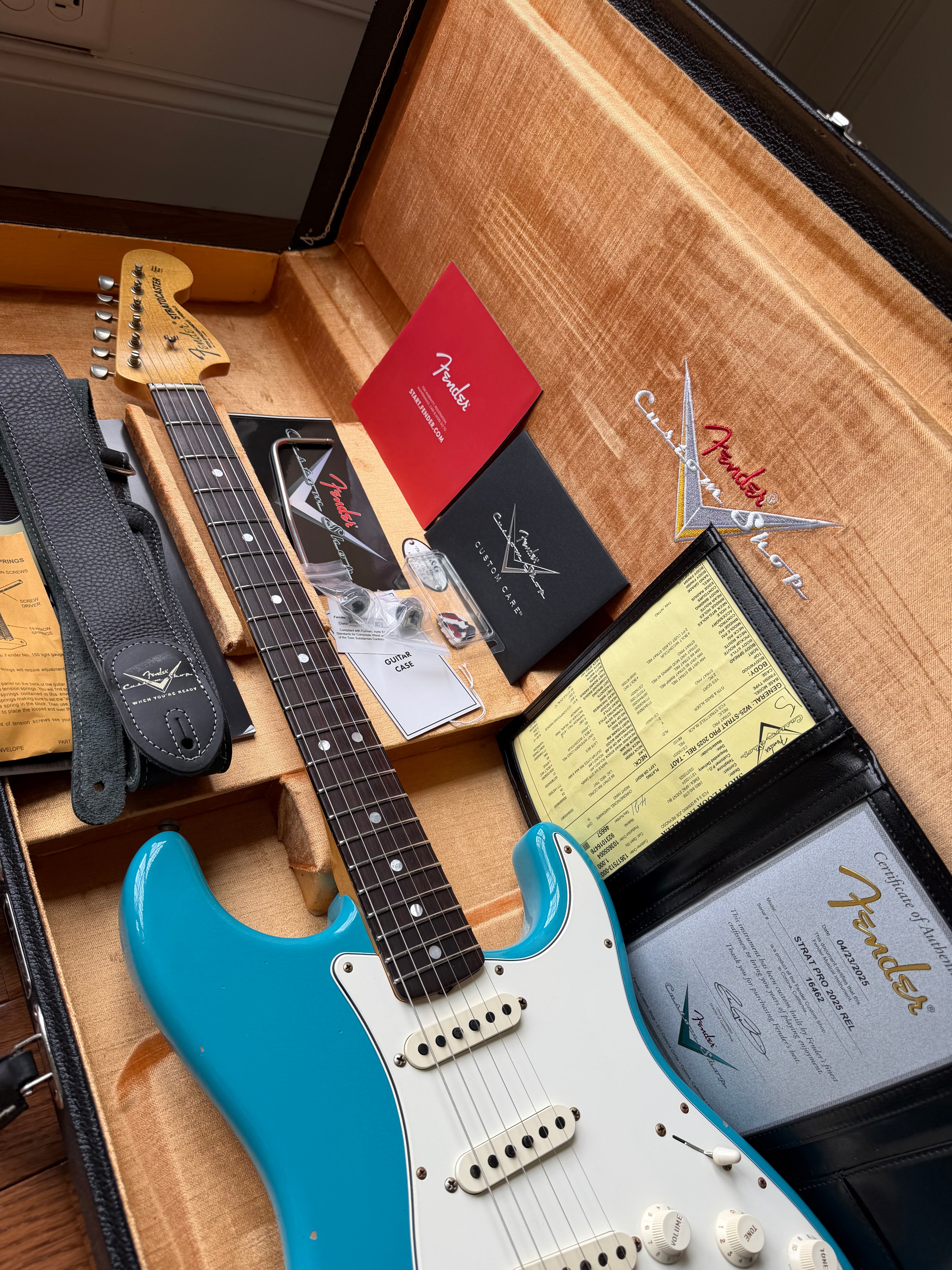 2025 Fender Custom Shop Stratocaster Pro Relic - Taos Turquoise