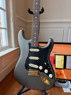 2026 Fender Custom Shop '65 Stratocaster Dual Mag B3 Limited Edition Journeyman - Charcoal Frost Metallic - Image 2
