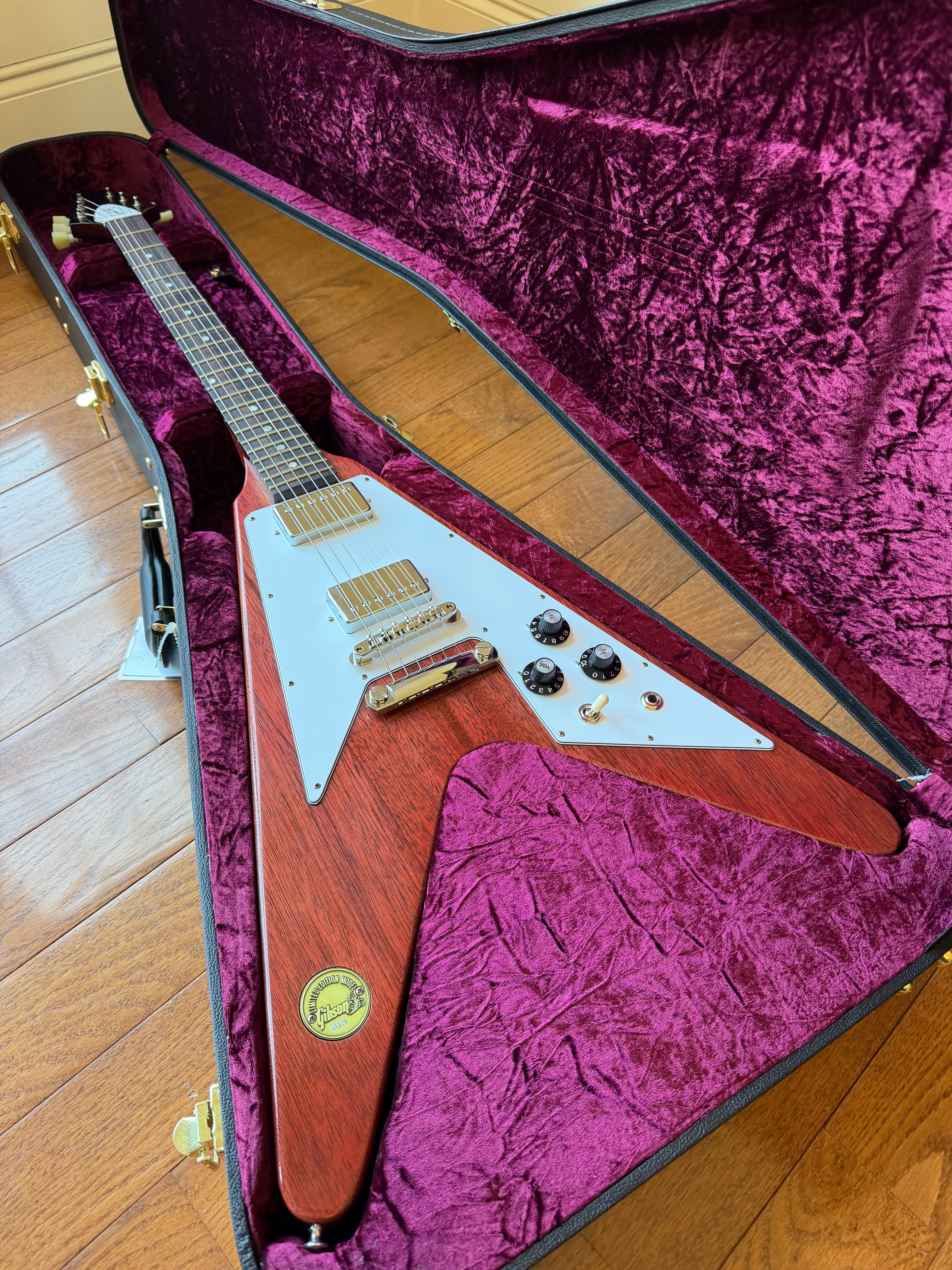 2026 Gibson Custom 1971 Flying V Medallion Reissue VOS - Cherry