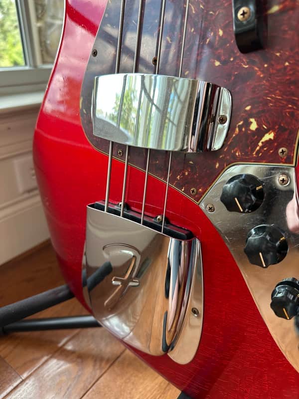 2024 Fender Custom Shop '68 Jazz Bass Journeyman Relic - Aged Candy Apple Red
