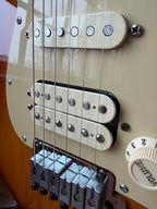 2005 Fender American Deluxe Stratocaster HSS - Sunburst - Image 5