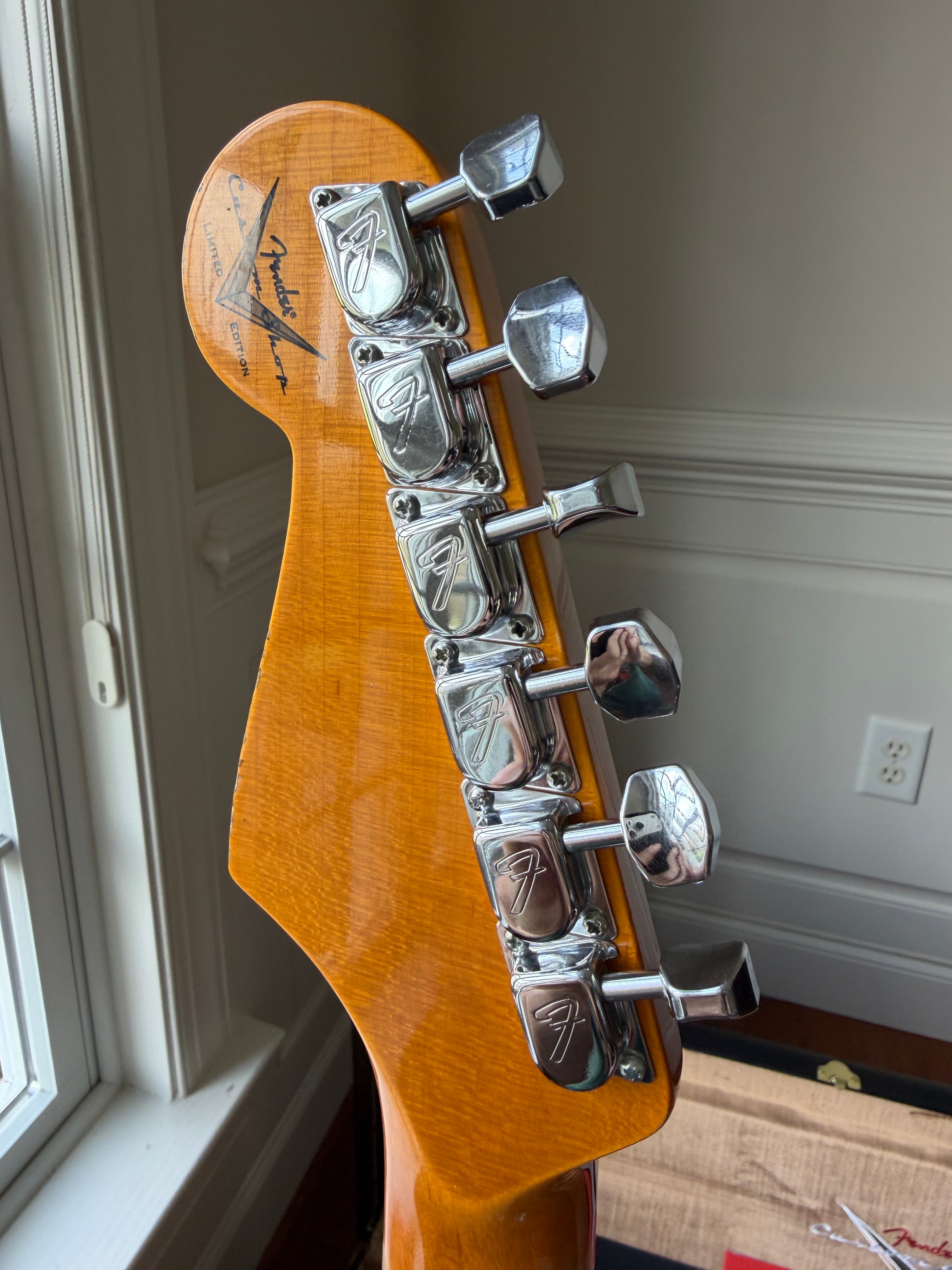 2025 Fender Custom Shop Stratocaster Custom Deluxe SR25 Matching Headstock Heavy Relic - Aged Lake Placid Blue
