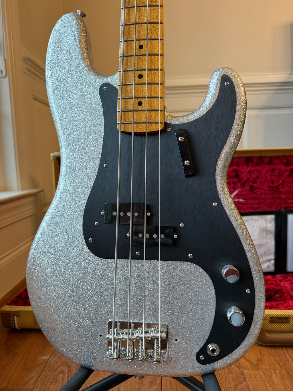 2025 Fender Custom Shop ‘58 Precision Bass NOS Roasted Neck - Silver Sparkle