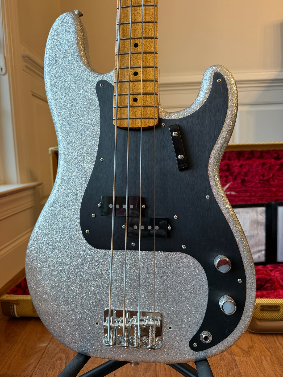 2025 Fender Custom Shop ‘58 Precision Bass NOS Roasted Neck - Silver Sparkle
