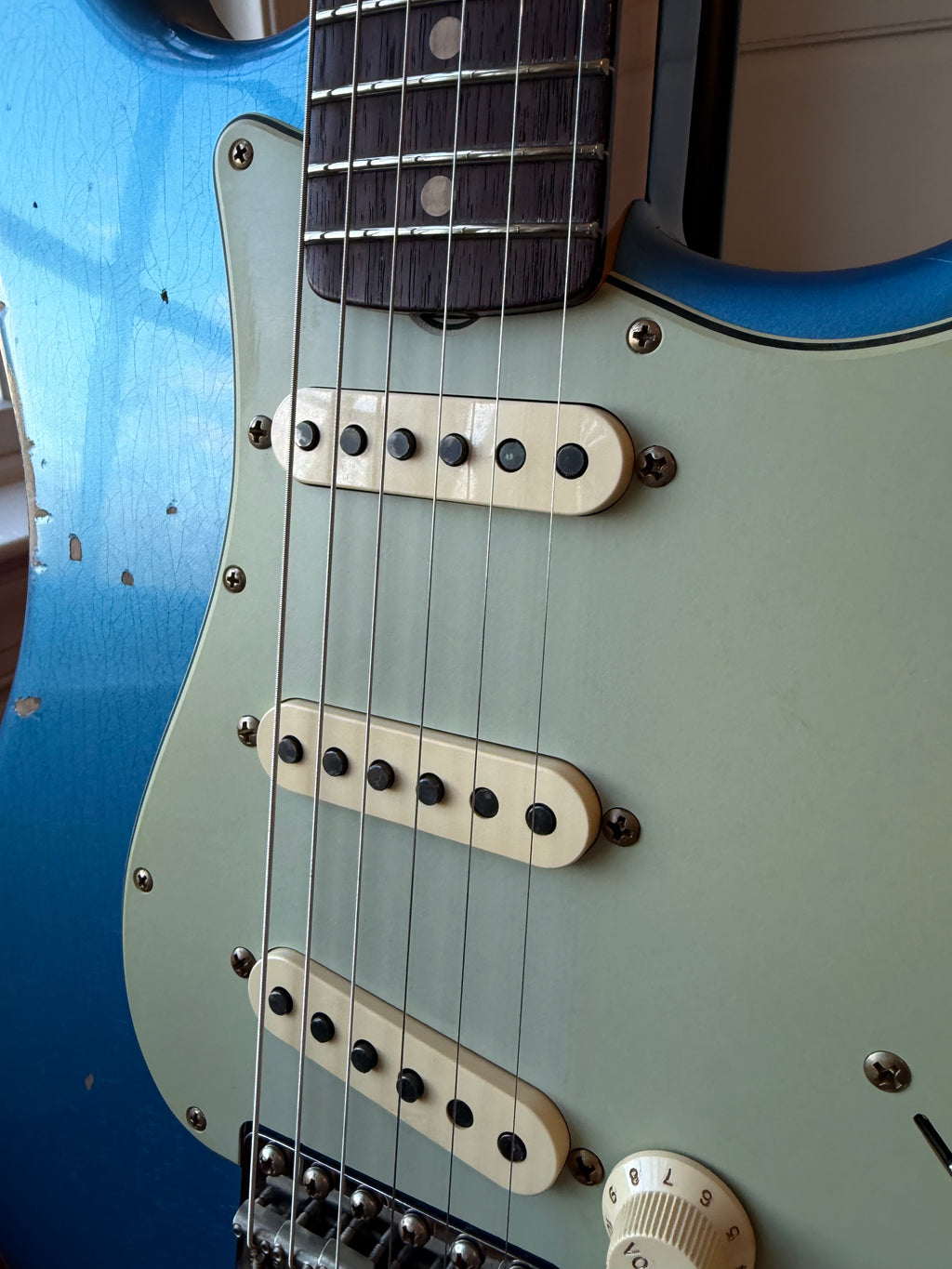 2025 Fender Custom Shop '60 Stratocaster LR25 Relic Limited Edition Matching Headstock - Aged Lake Placid Blue - Image 4