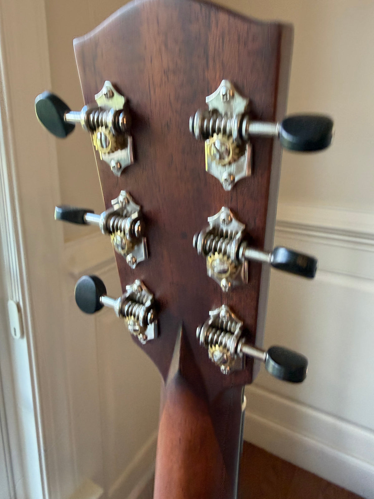 2025 Eastman L-OMCE-QS Acoustic Electric Guitar