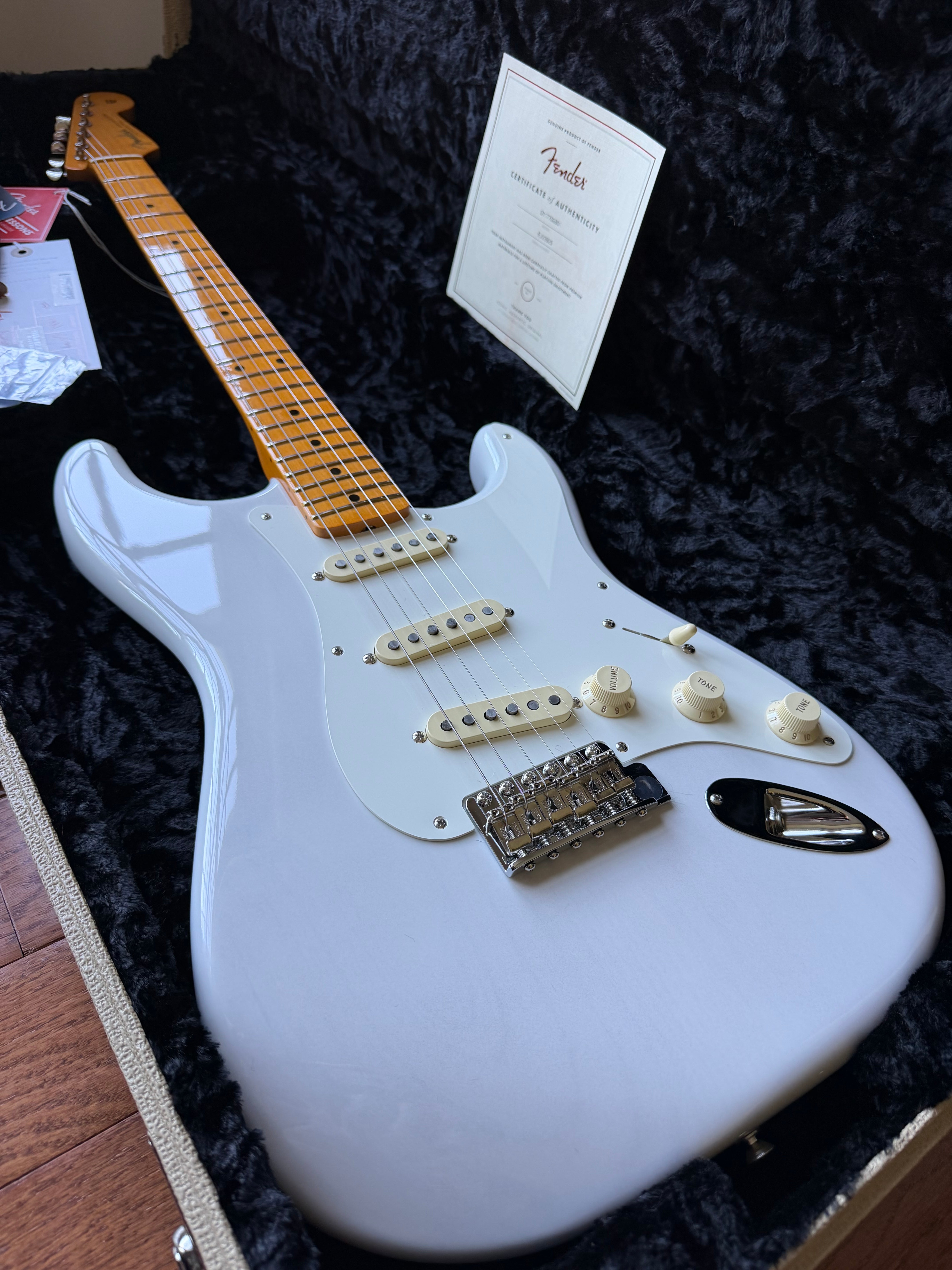 2025 Fender Eric Johnson Signature Stratocaster - White Blonde