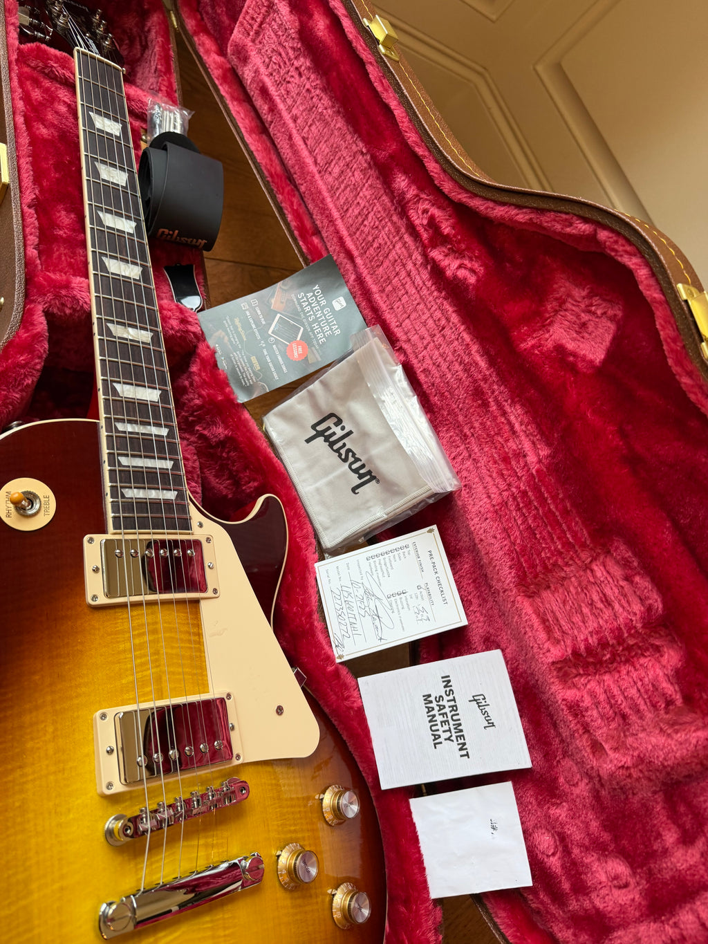 2025 Gibson Les Paul Standard 60s Figured Top - Iced Tea Burst