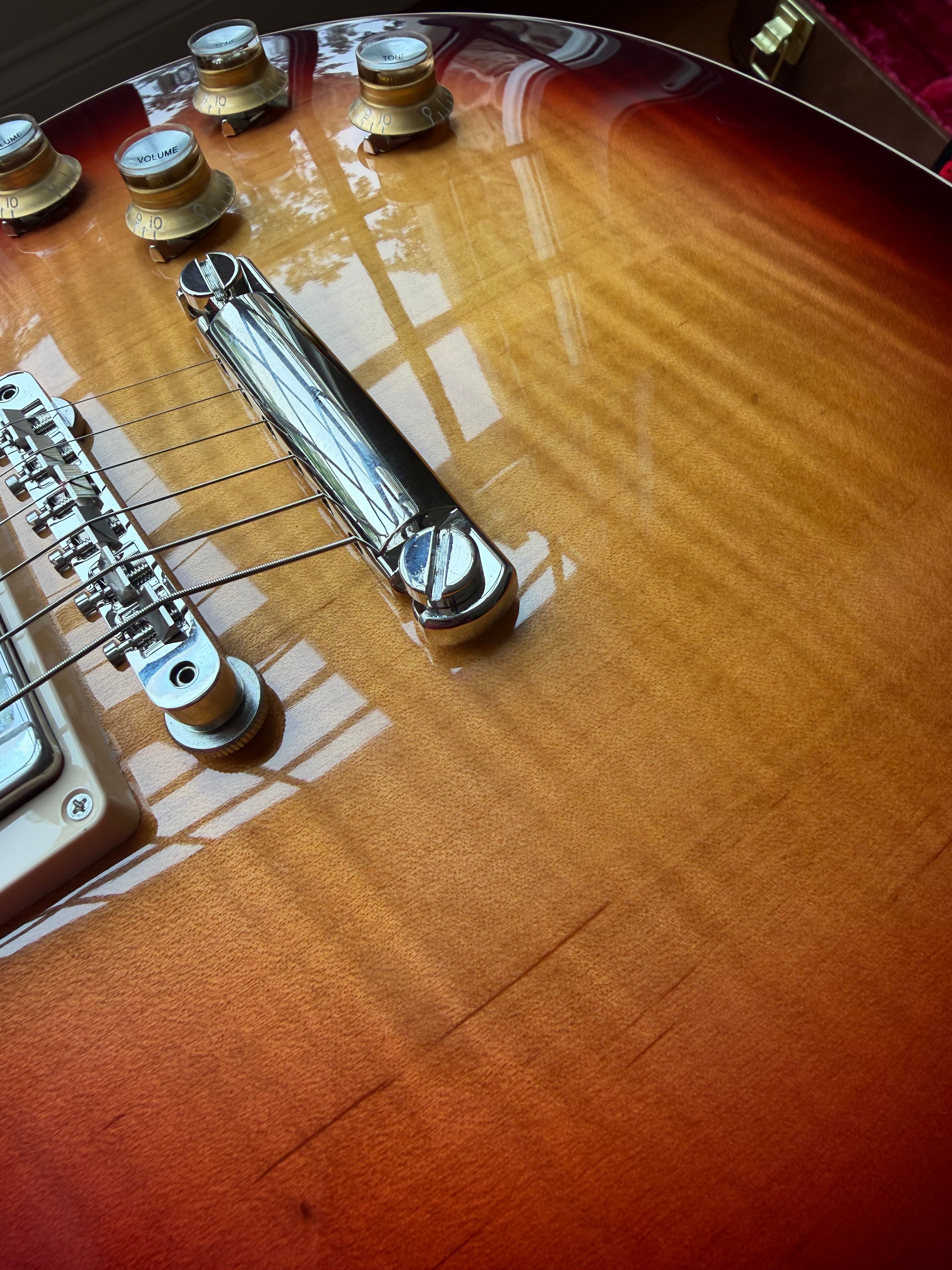 2026 Gibson Les Paul Standard 60s Figured Top - Bourbon Burst