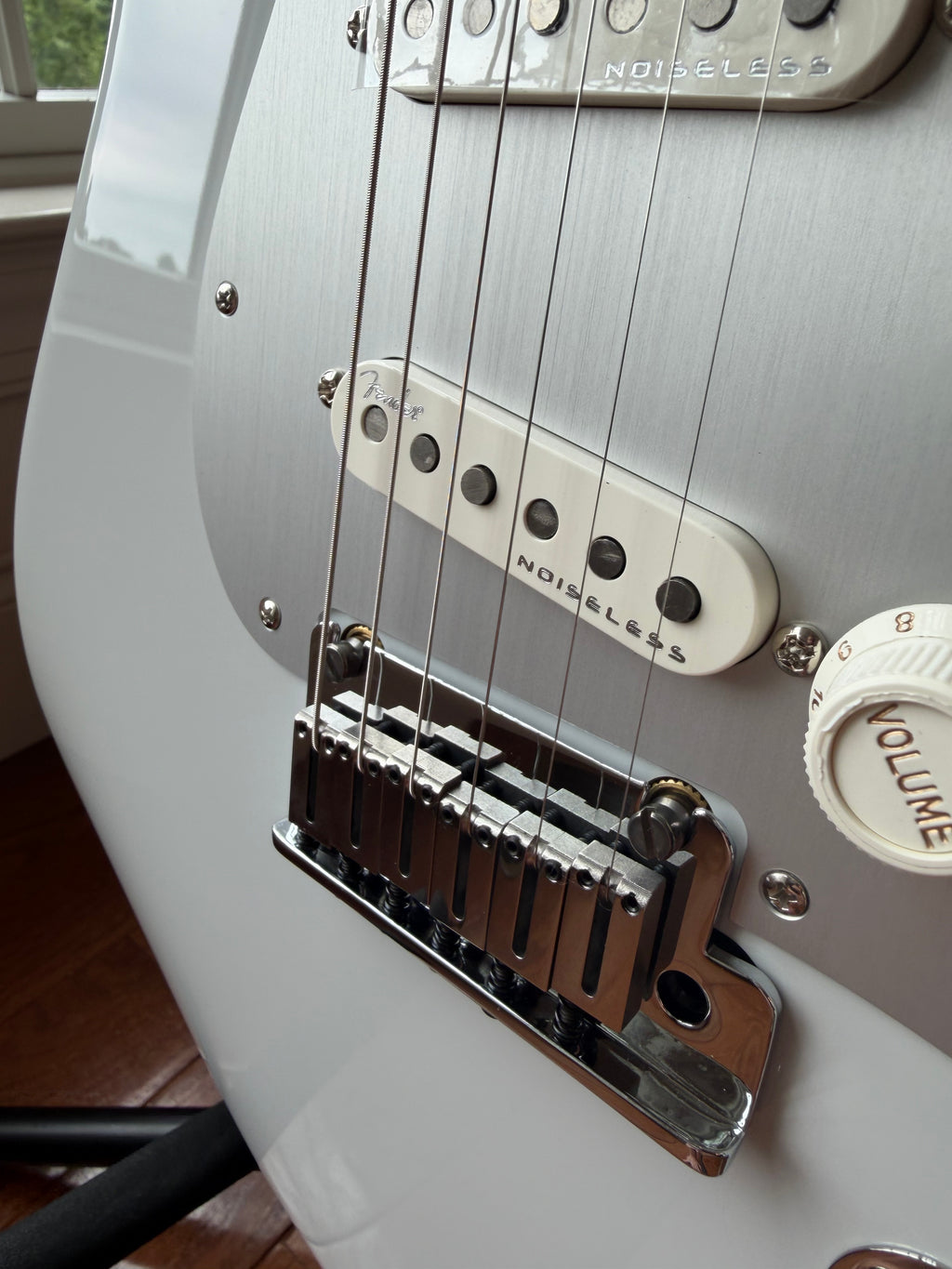 2026 Fender American Ultra II Stratocaster Maple - Avalanche White