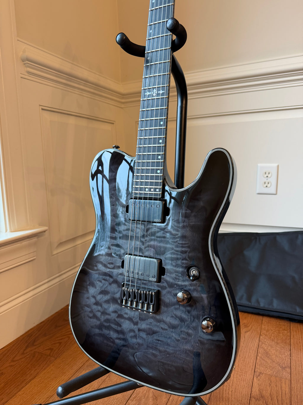2022 Schecter Hellraiser Hybrid PT - Trans Black Burst