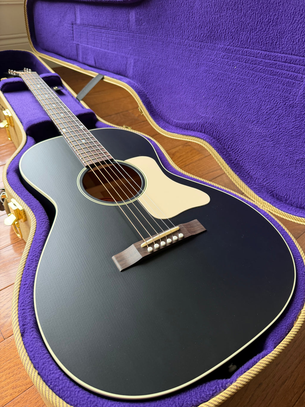 2026 Gibson L-00 Century 12-Fret - Ebony Black