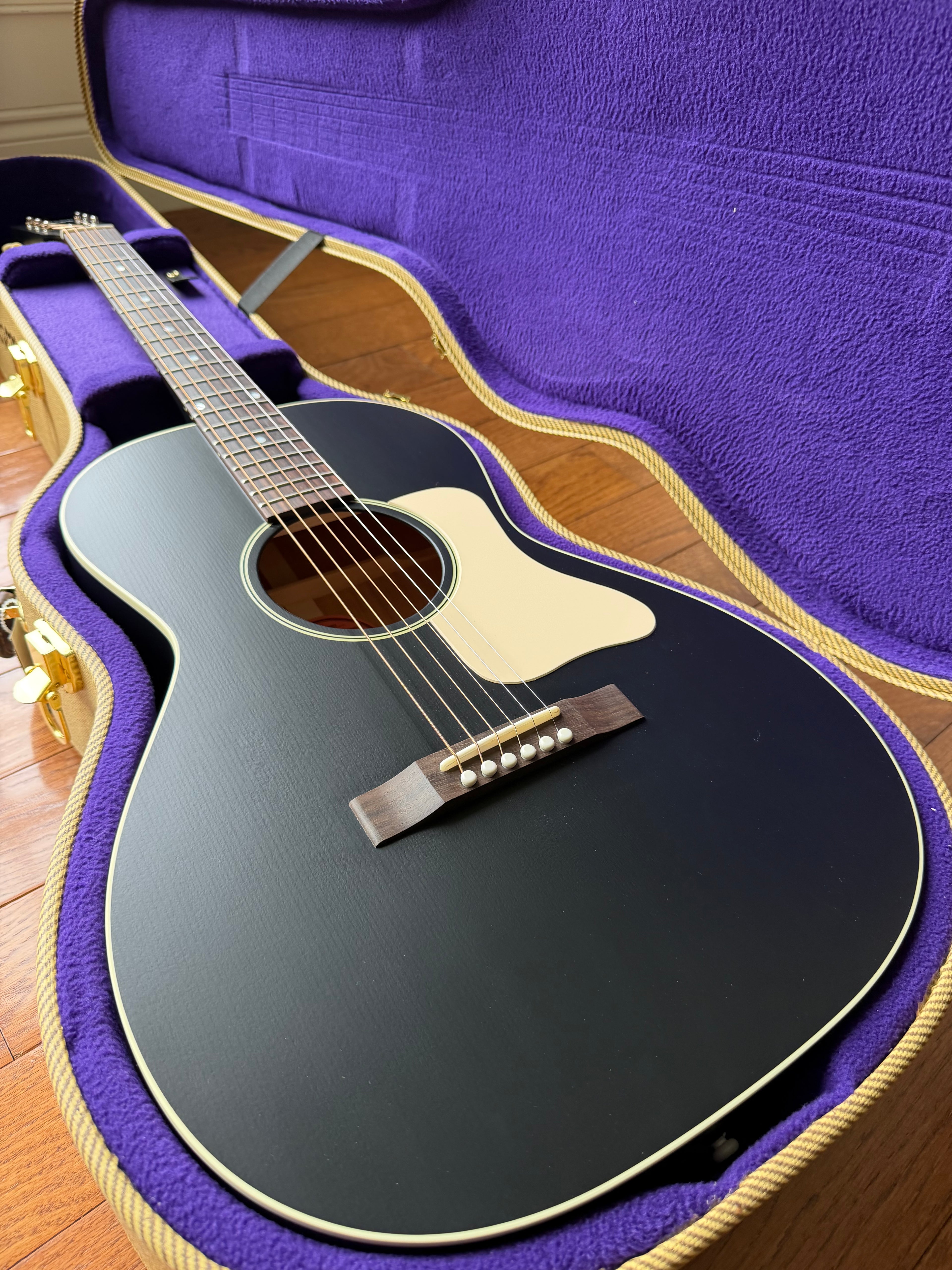 2026 Gibson L-00 Century 12-Fret - Ebony Black