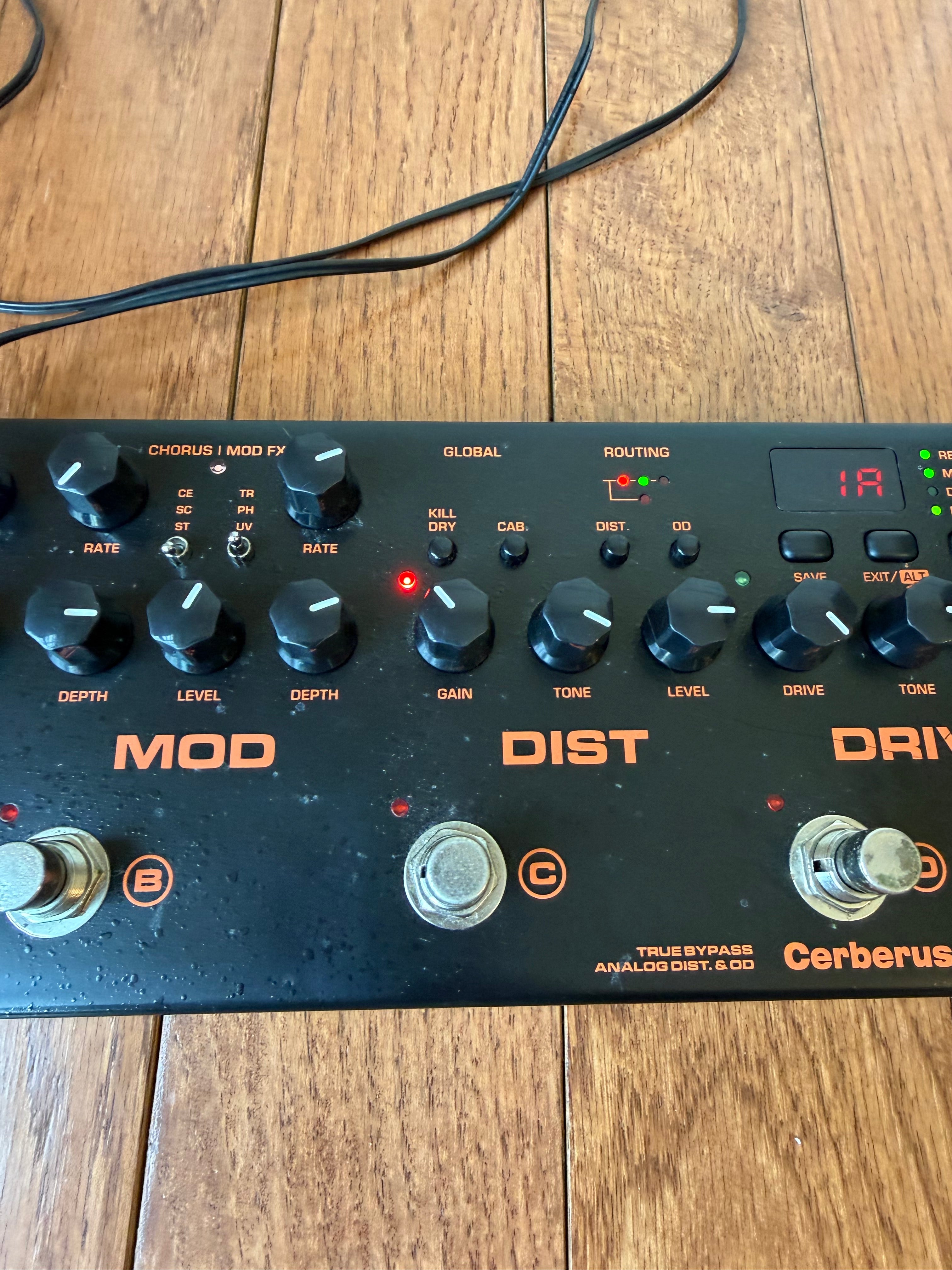 NuX NME-3 Cerberus Multi-Effect Guitar Pedal