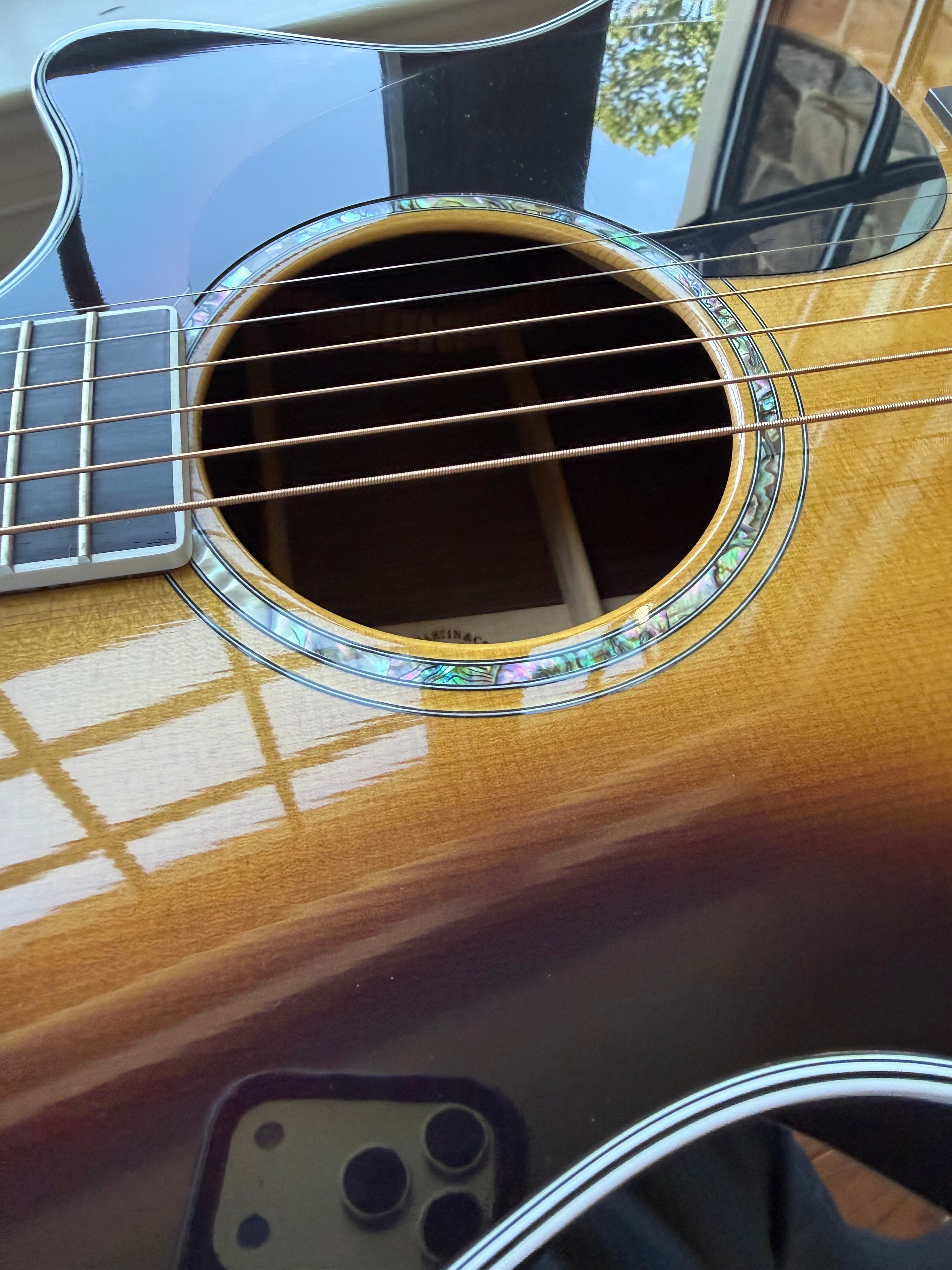 2015 Martin Custom Aura Gloss Top GT - Burst