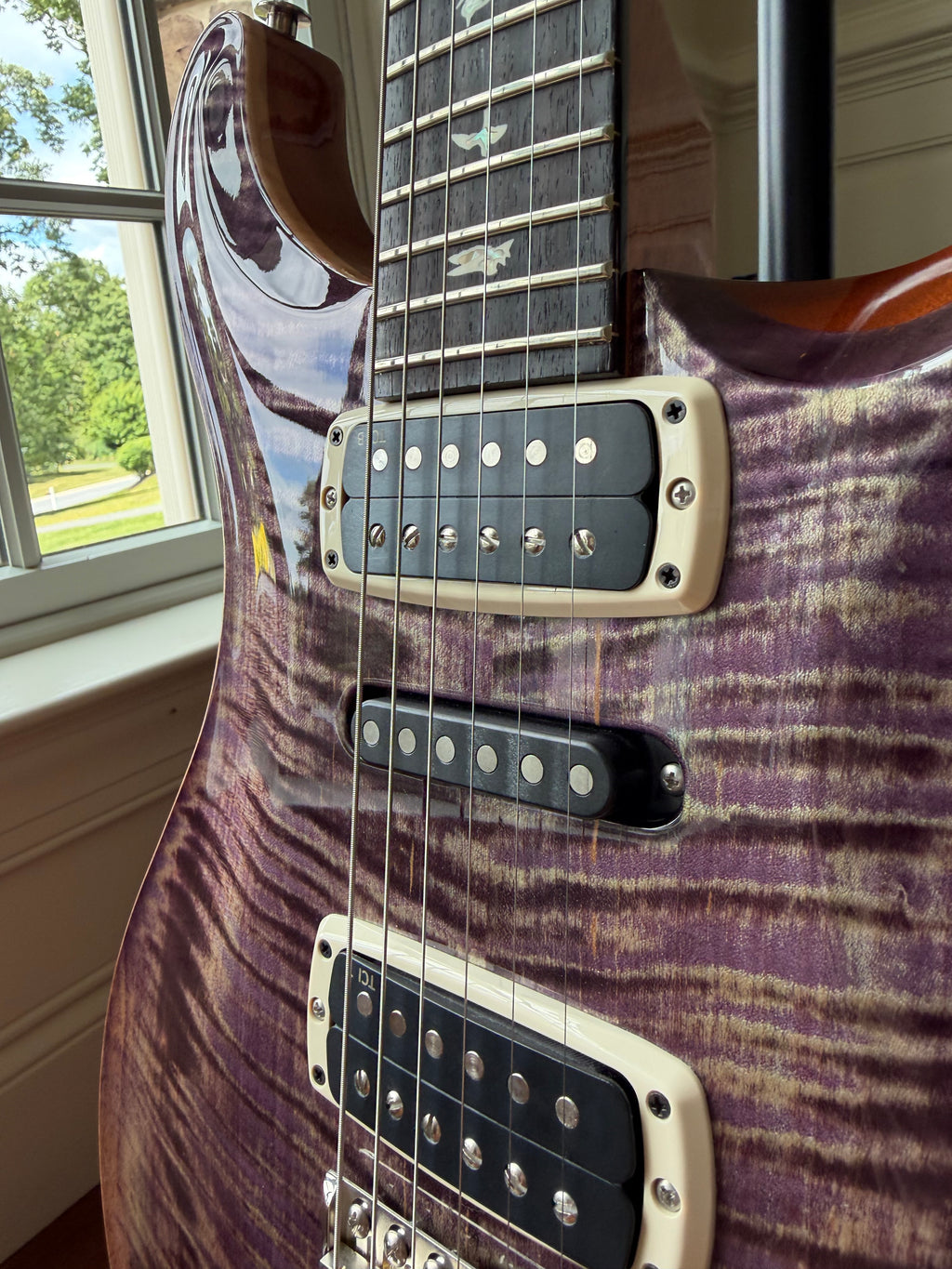 2025 PRS Modern Eagle V 40th Anniversary - Aurora Borealis