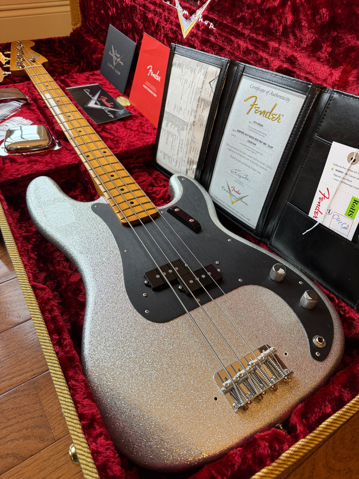 2025 Fender Custom Shop ‘58 Precision Bass NOS Roasted Neck - Silver Sparkle