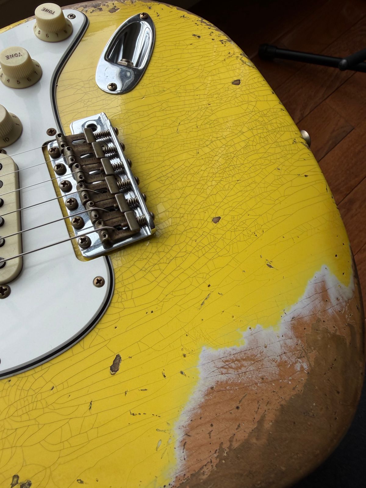 2026 Fender Custom Shop ‘69 Stratocaster SR25 Heavy Relic Matching Reverse Headstock - Aged Canary Yellow