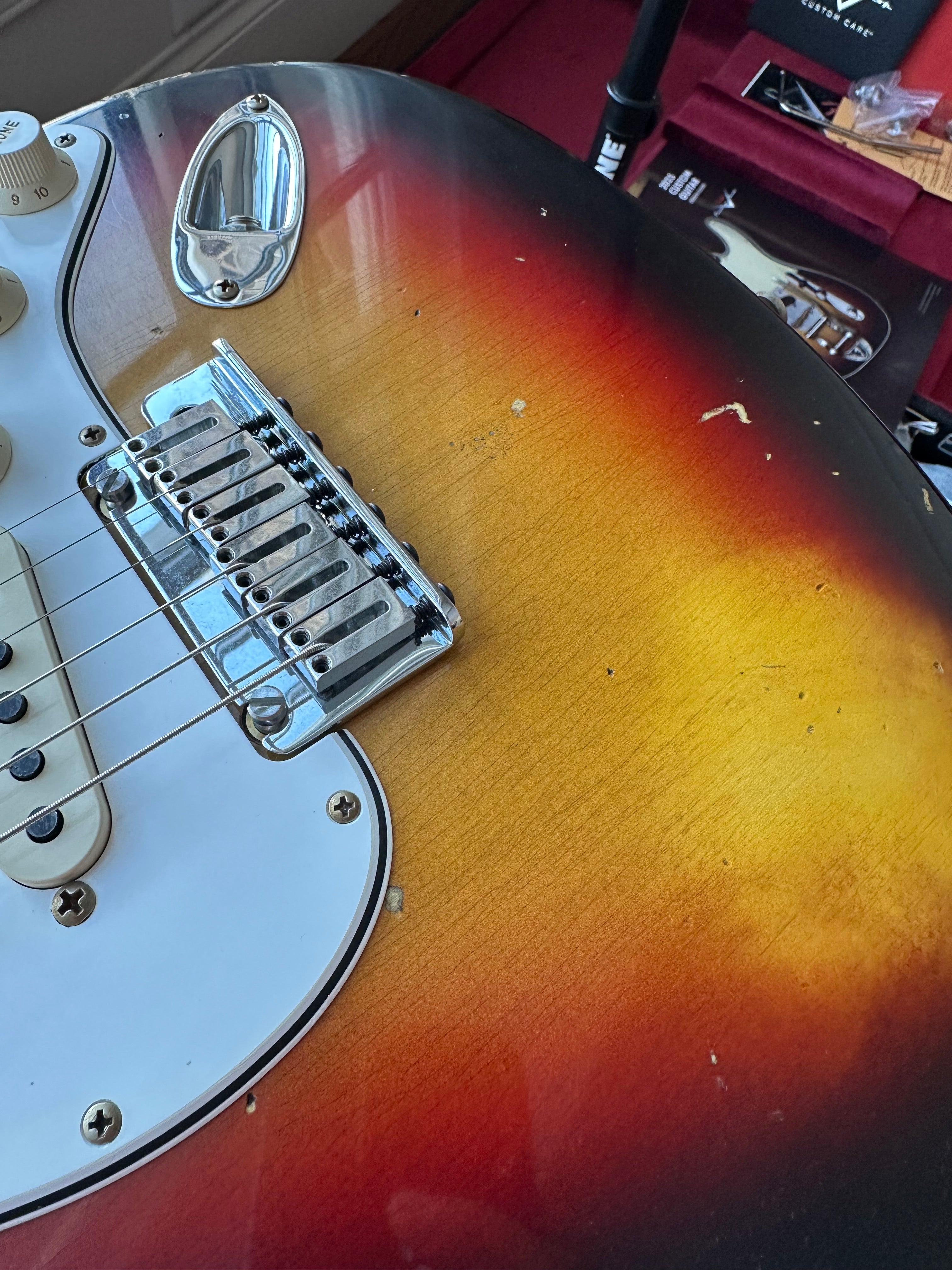2025 Fender Custom Shop Stratocaster Pro W25 Relic - 3 Color Sunburst - Image 14