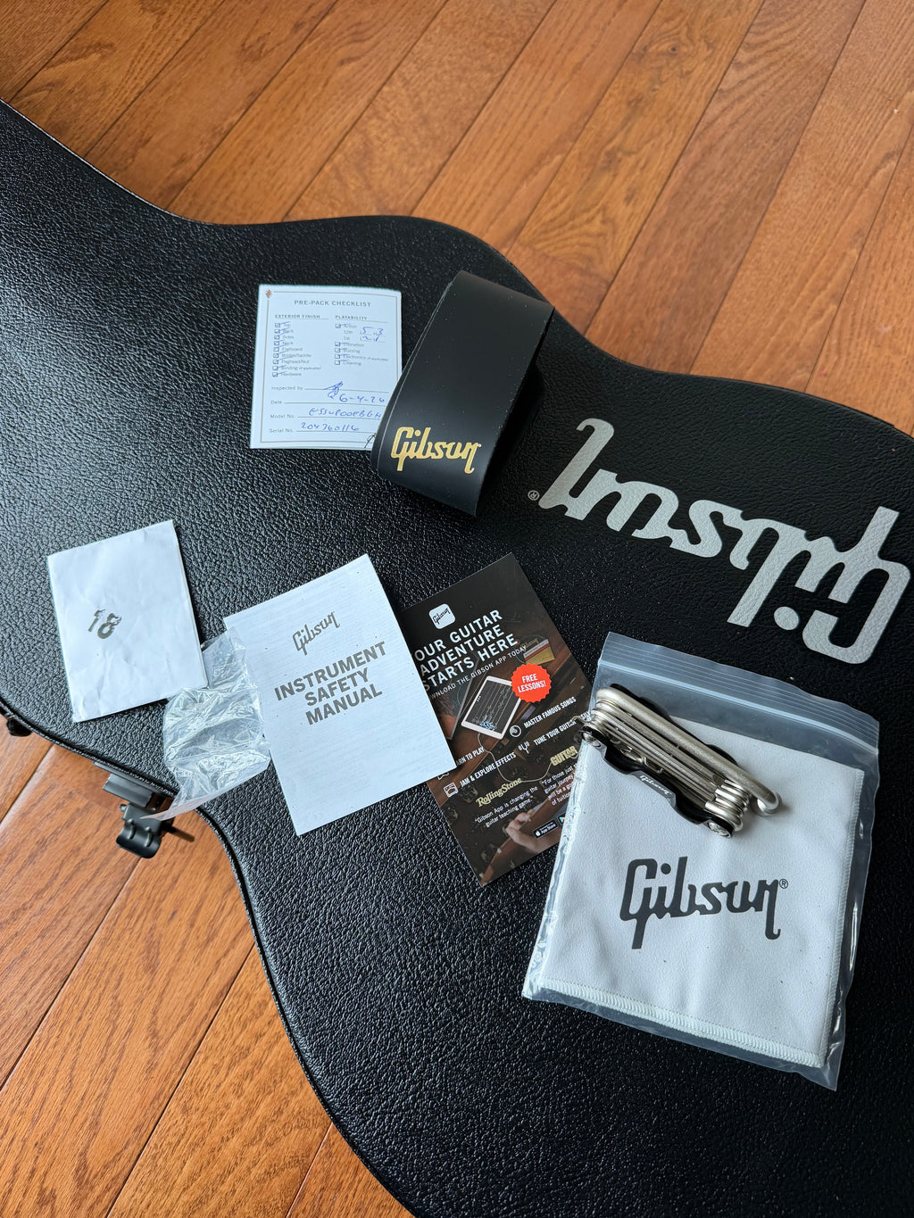 2026 Gibson ES Supreme - Ebony Black