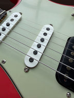 2025 Fender Custom Shop Stratocaster Custom Deluxe W25 Relic HSS - Aged Fiesta Red