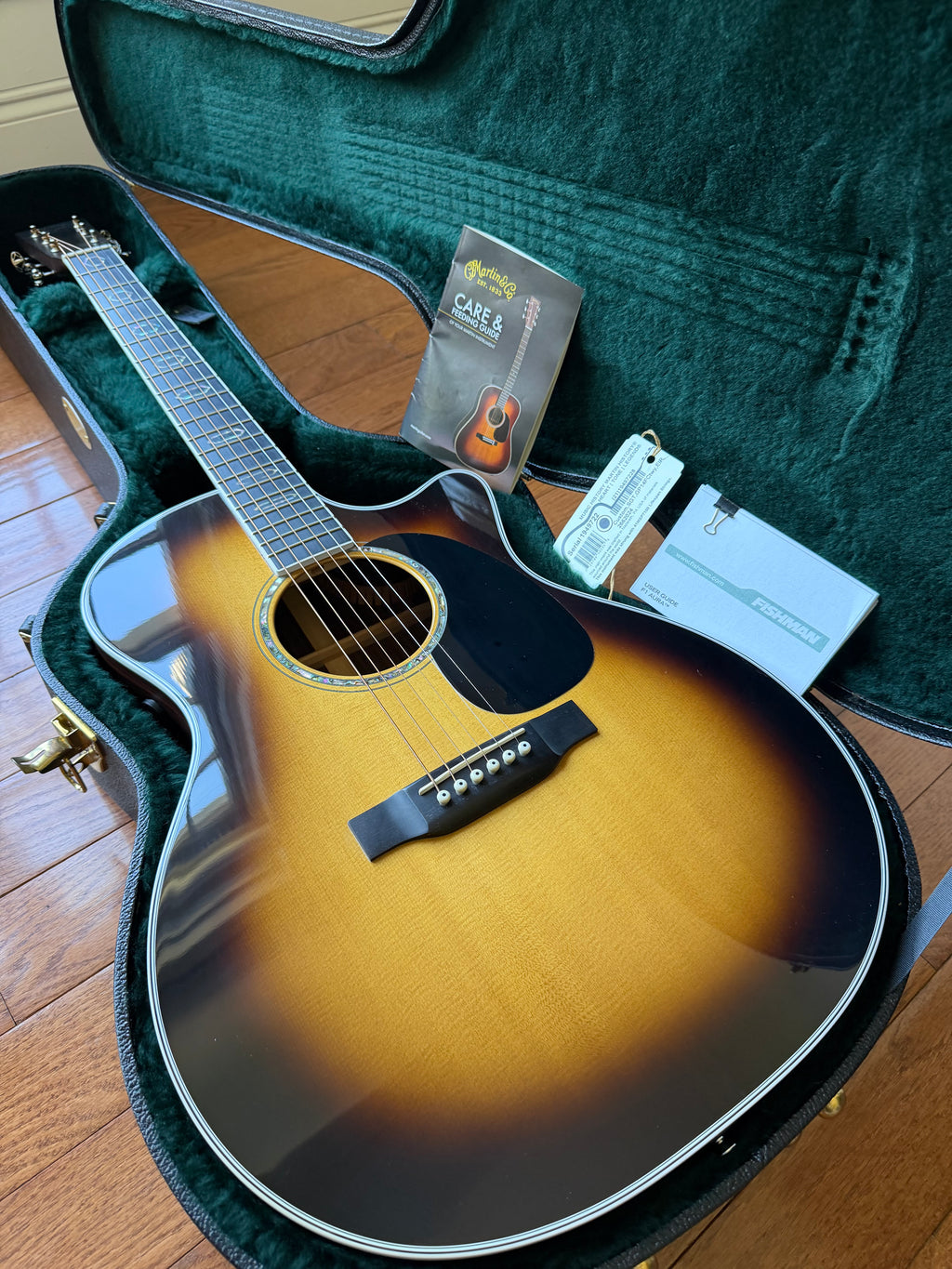 2015 Martin Custom Aura Gloss Top GT - Burst