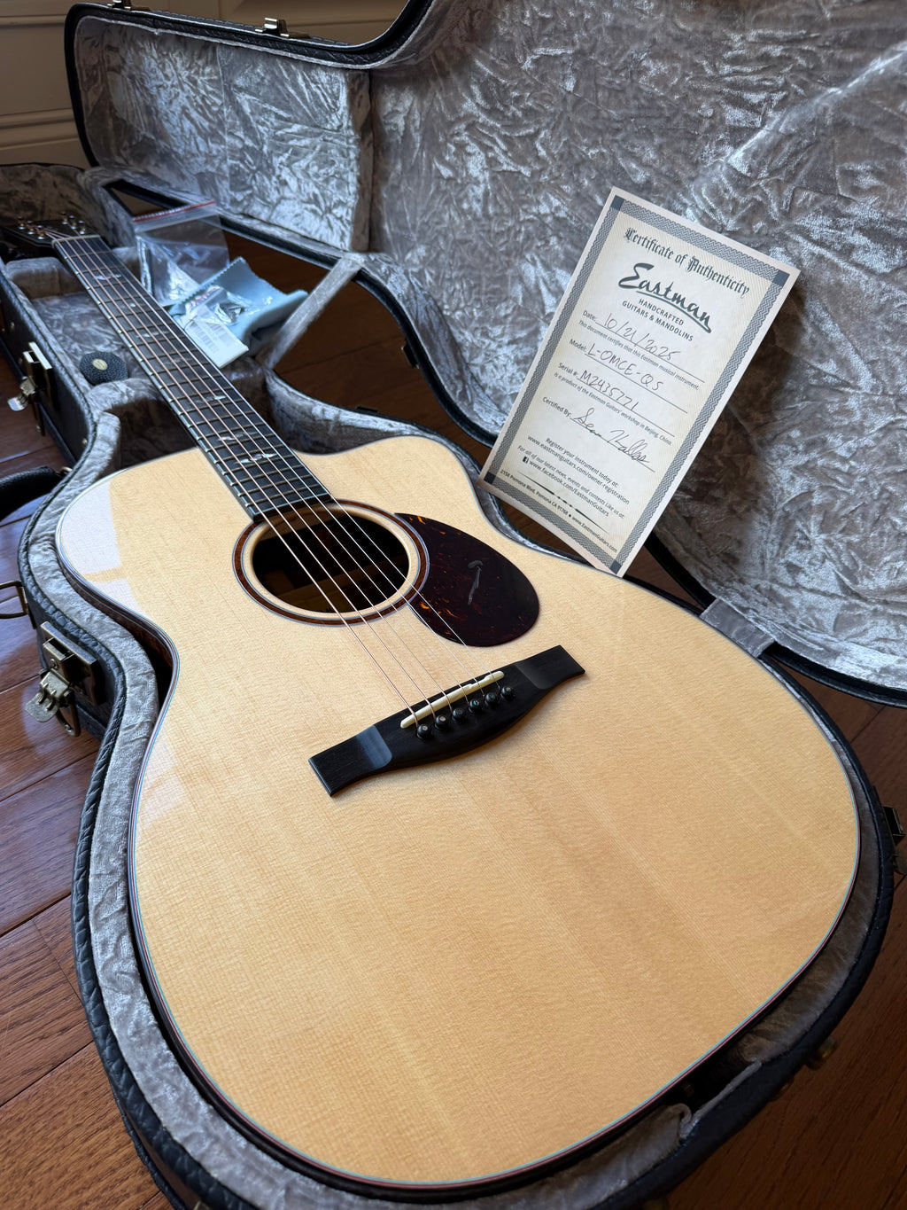 2025 Eastman L-OMCE-QS Acoustic Electric Guitar