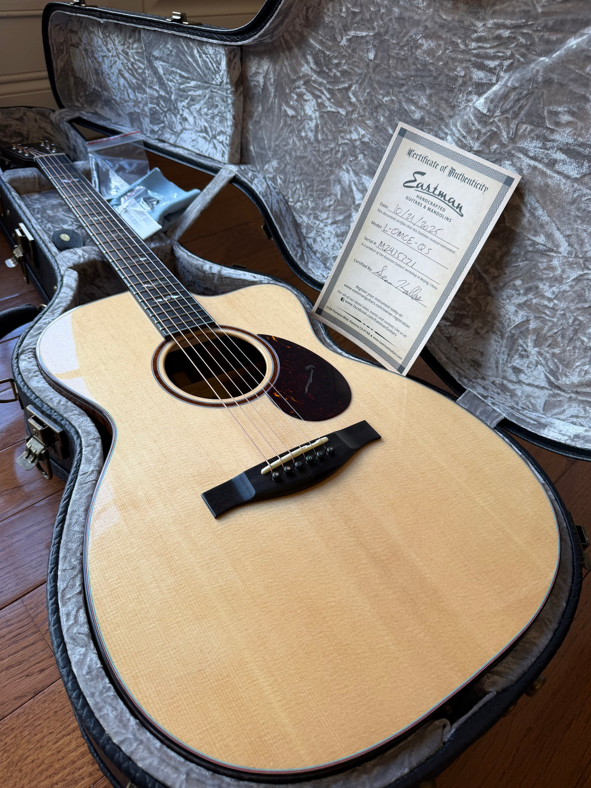 2025 Eastman L-OMCE-QS Acoustic Electric Guitar