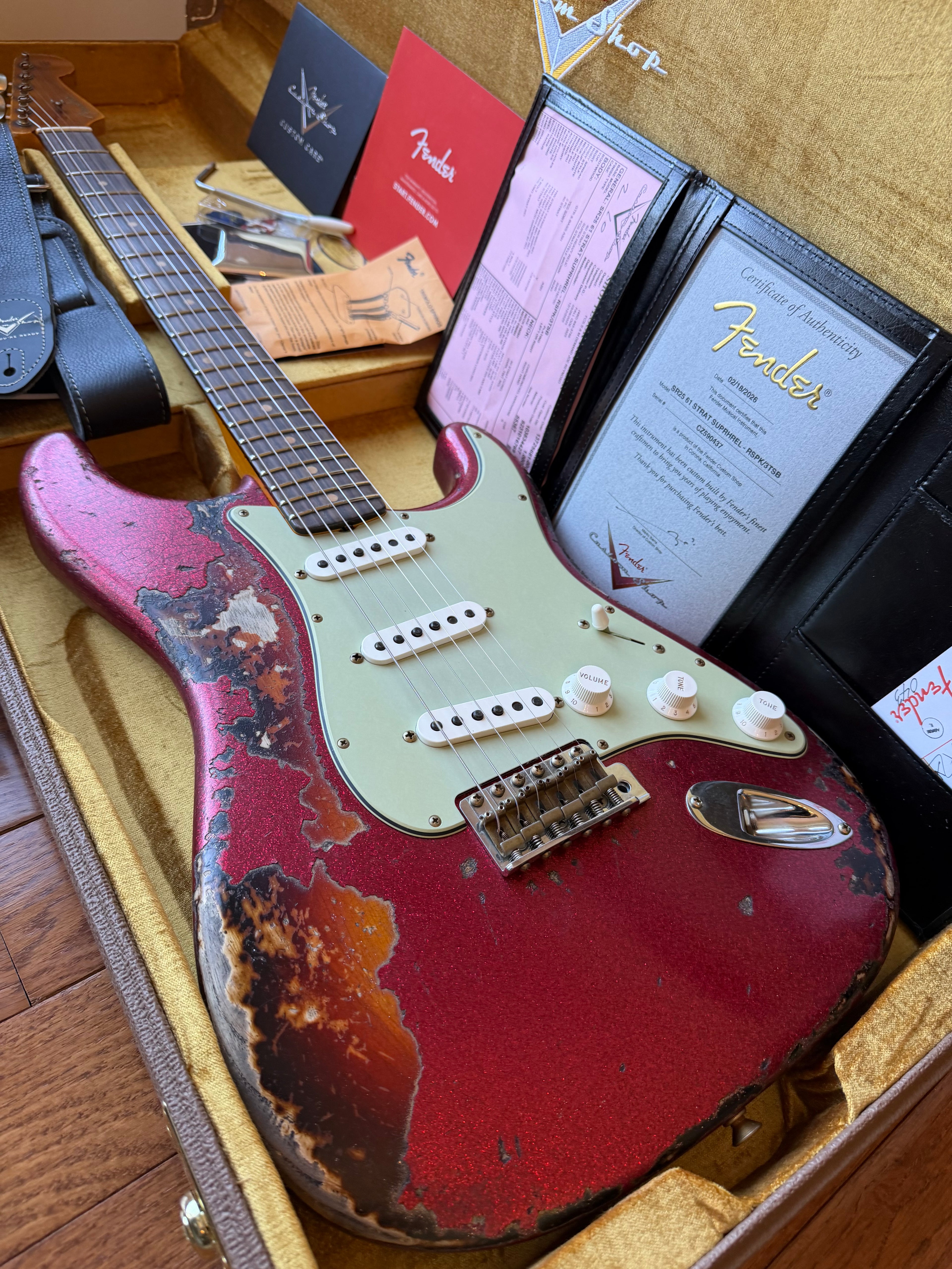 2026 Fender Custom Shop ‘61 Stratocaster SR25 Super Heavy Relic - Red Sparkle over 3 Tone Sunburst