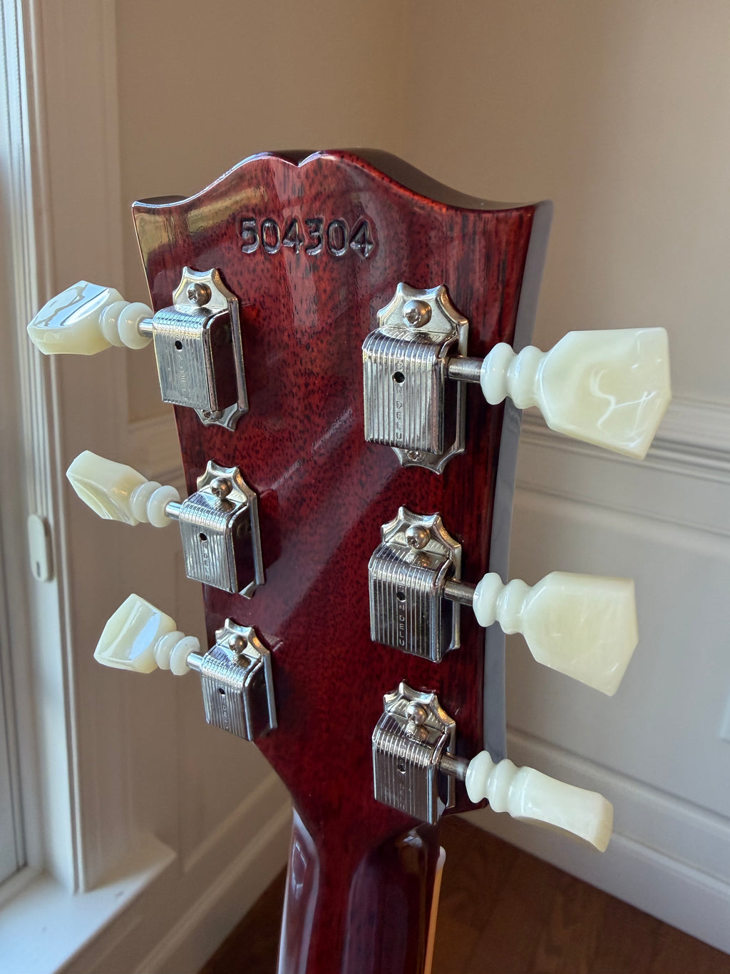 2025 Gibson Custom Shop '64 SG Standard VOS Maestro Vibrola - Cherry Red - Image 9