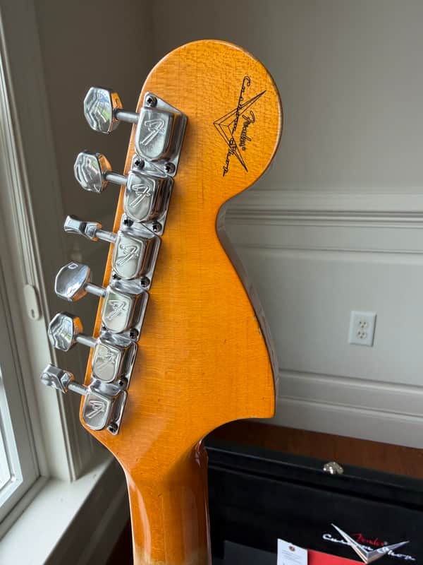 2026 Fender Custom Shop ‘69 Stratocaster SR25 Heavy Relic Matching Reverse Headstock - Aged Canary Yellow