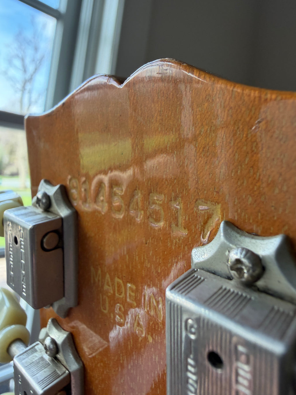 1984 Gibson Les Paul Standard - Gold Top - Image 9