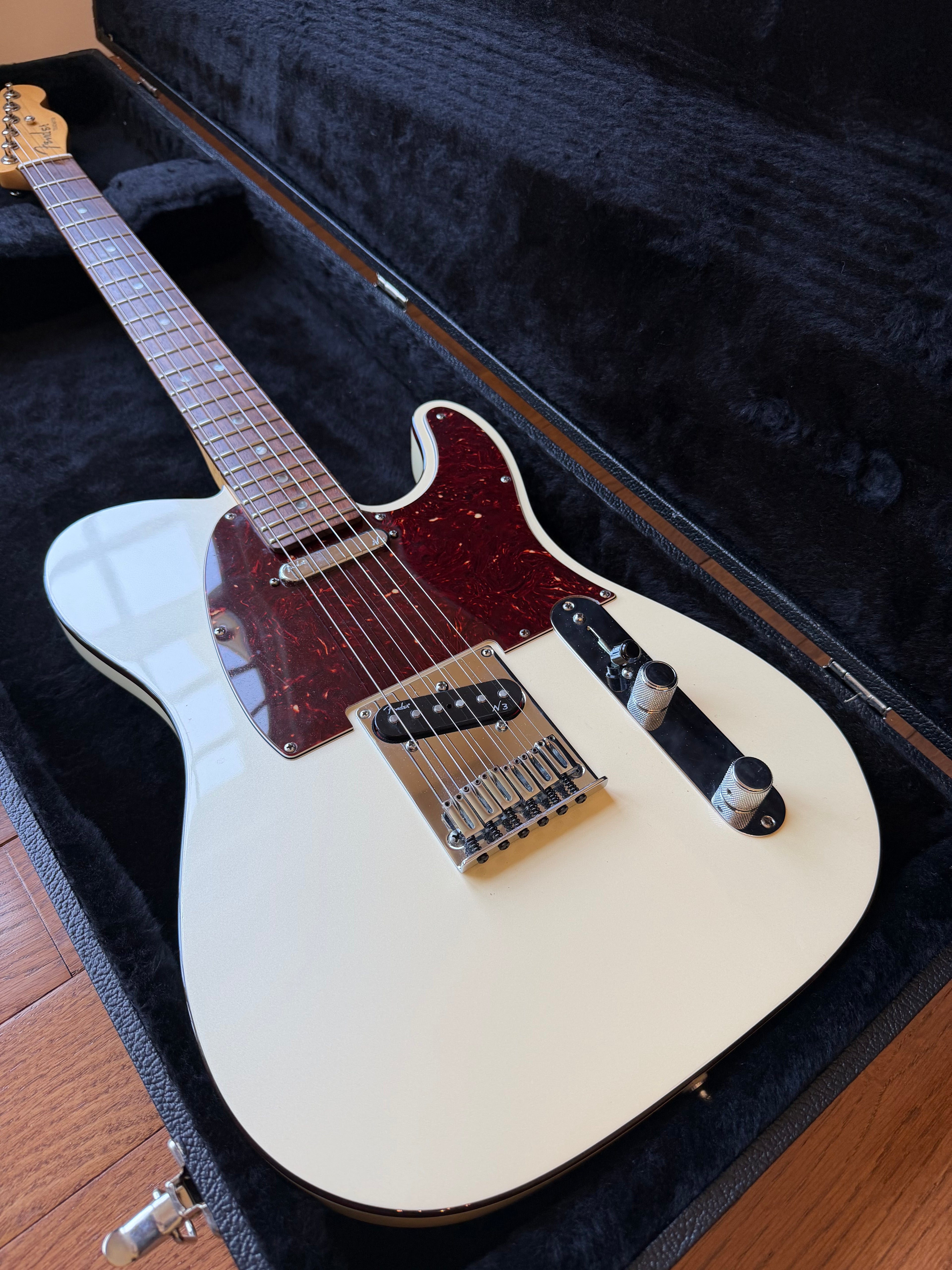 2015 Fender American Deluxe Telecaster - Olympic White Pearl