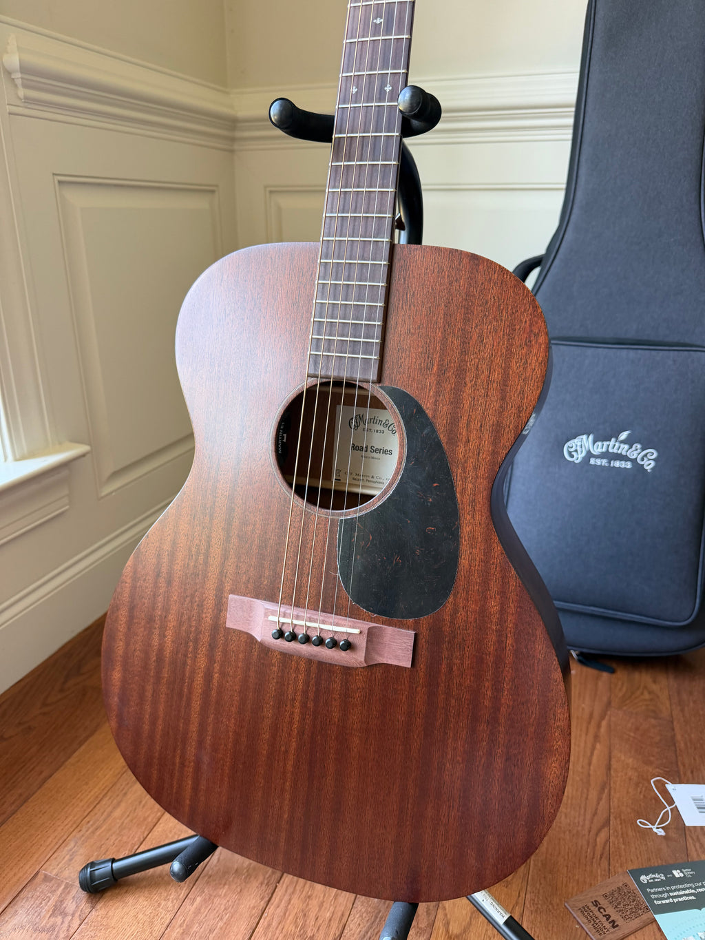 2025 Martin 000-10E Retro Road Series Acoustic Electric Guitar - Mahogany