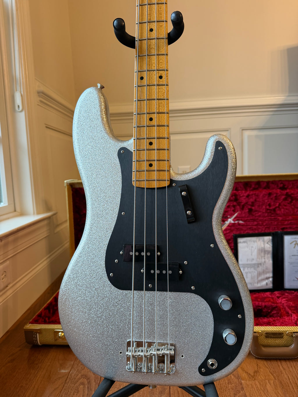 2025 Fender Custom Shop ‘58 Precision Bass NOS Roasted Neck - Silver Sparkle