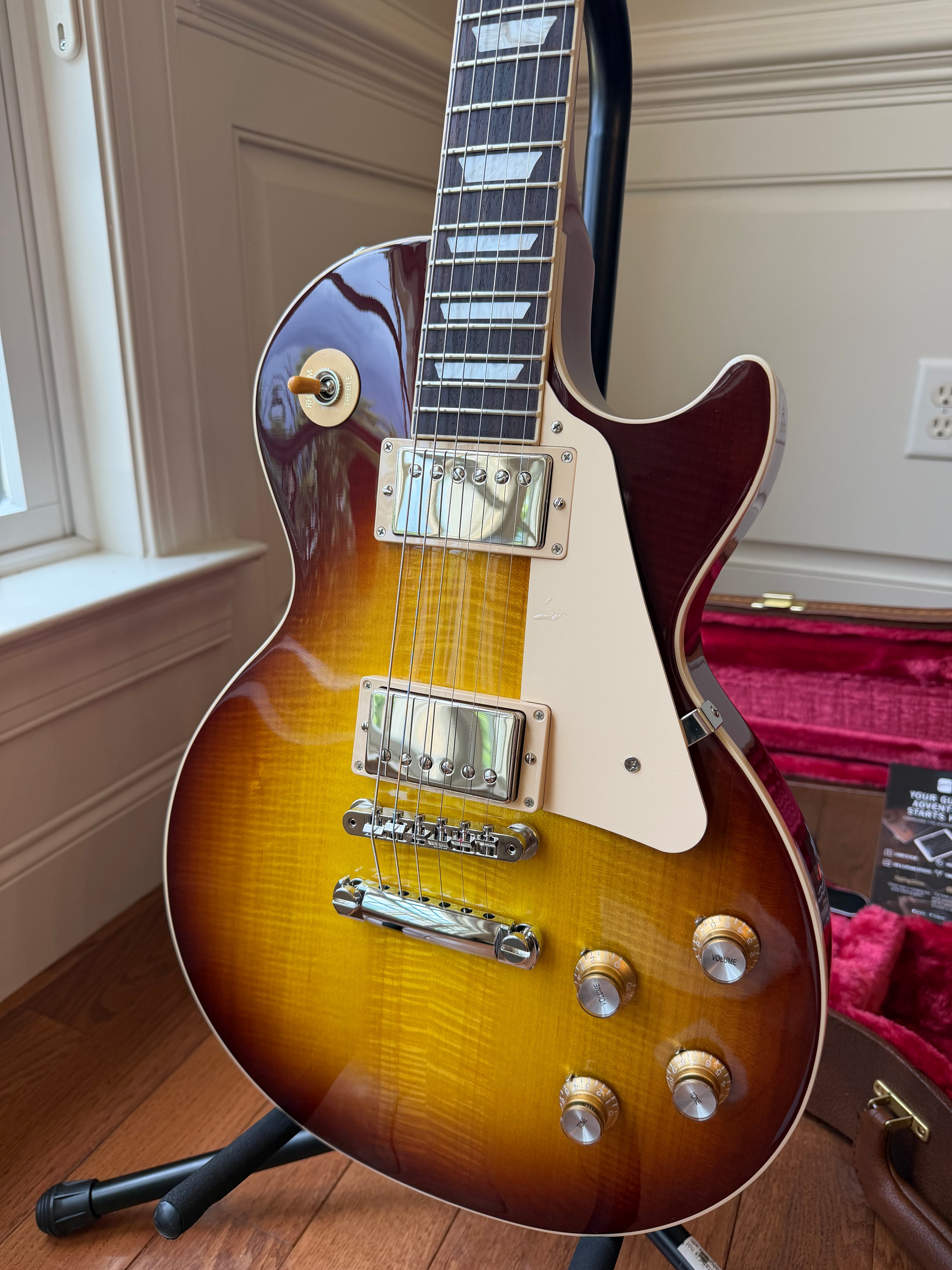 2025 Gibson Les Paul Standard 60s Figured Top - Iced Tea Burst