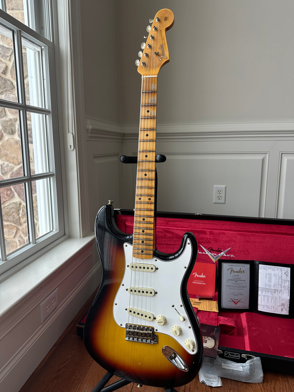 2023 Fender Custom Shop Postmodern Stratocaster Journeyman Maple - Bleached 3 Tone Sunburst - Image 3