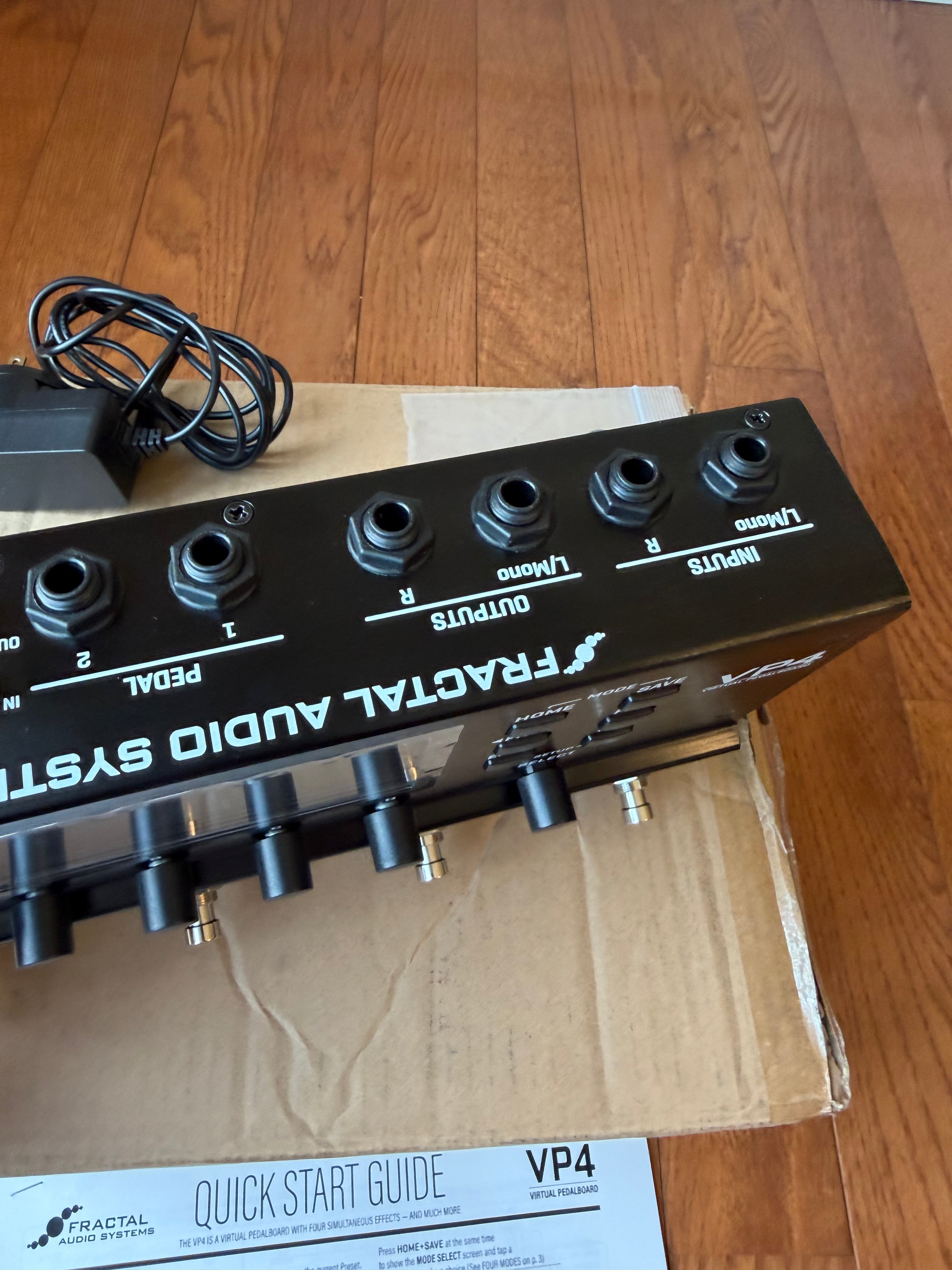 Fractal Audio VP4 Virtual Pedalboard