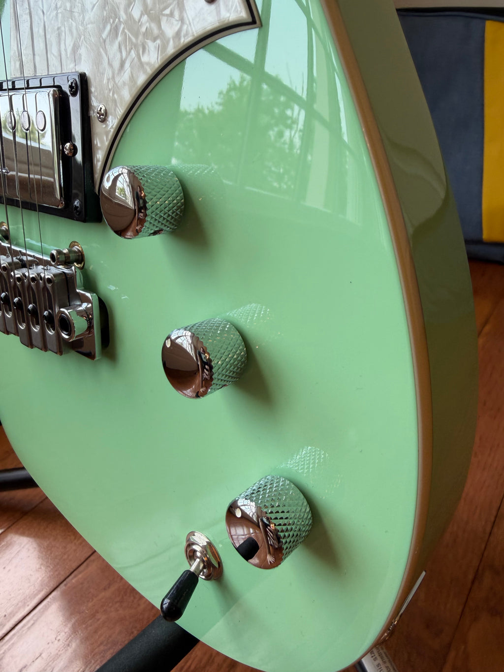 Reverend Descent W Baritone - Oceanside Green