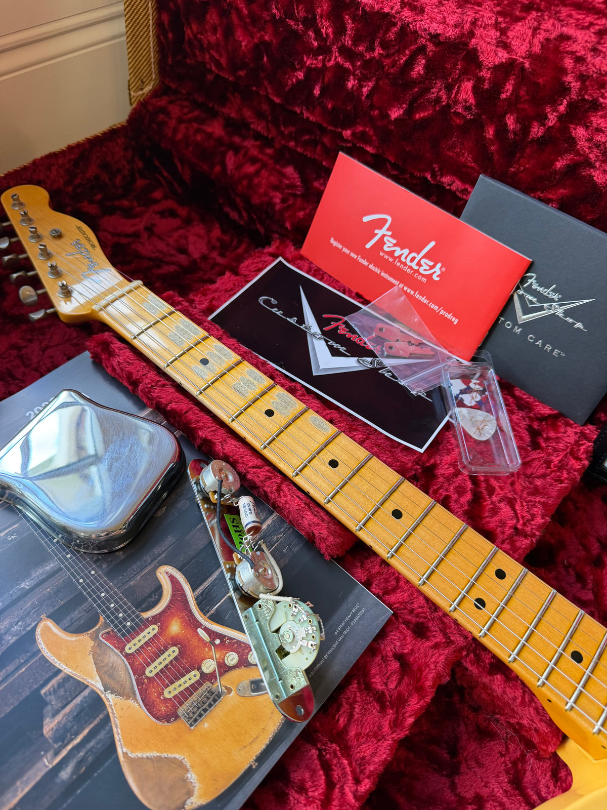 2021 Fender Custom Shop ‘51 70th Anniversary Broadcaster Telecaster Relic - Nocaster Blonde