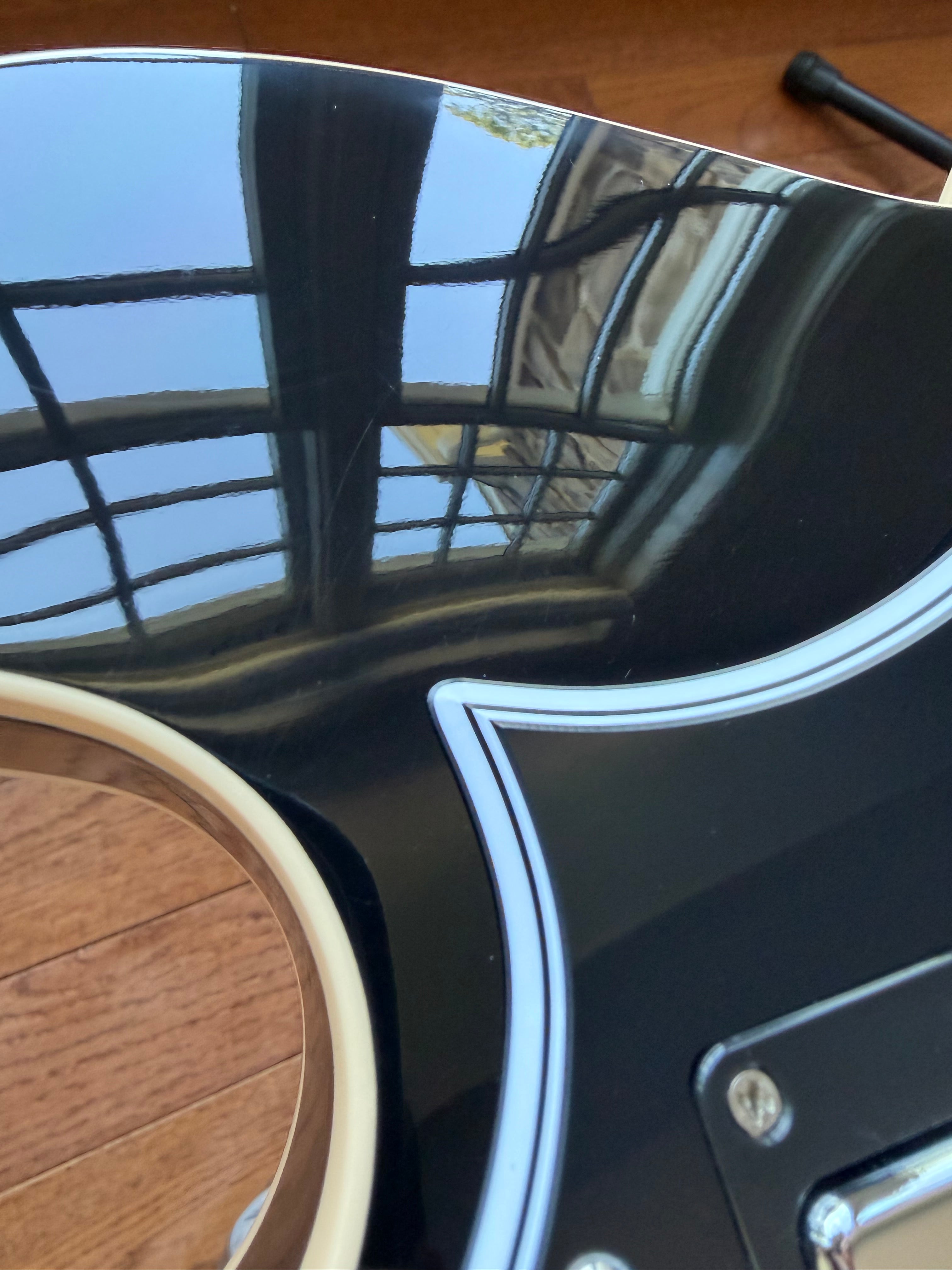2025 Heritage H-535 Standard - Ebony Black