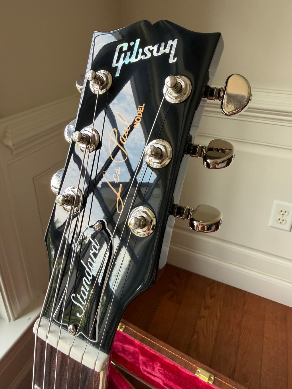 2026 Gibson Les Paul Standard 60s Figured Top - Blueberry Burst