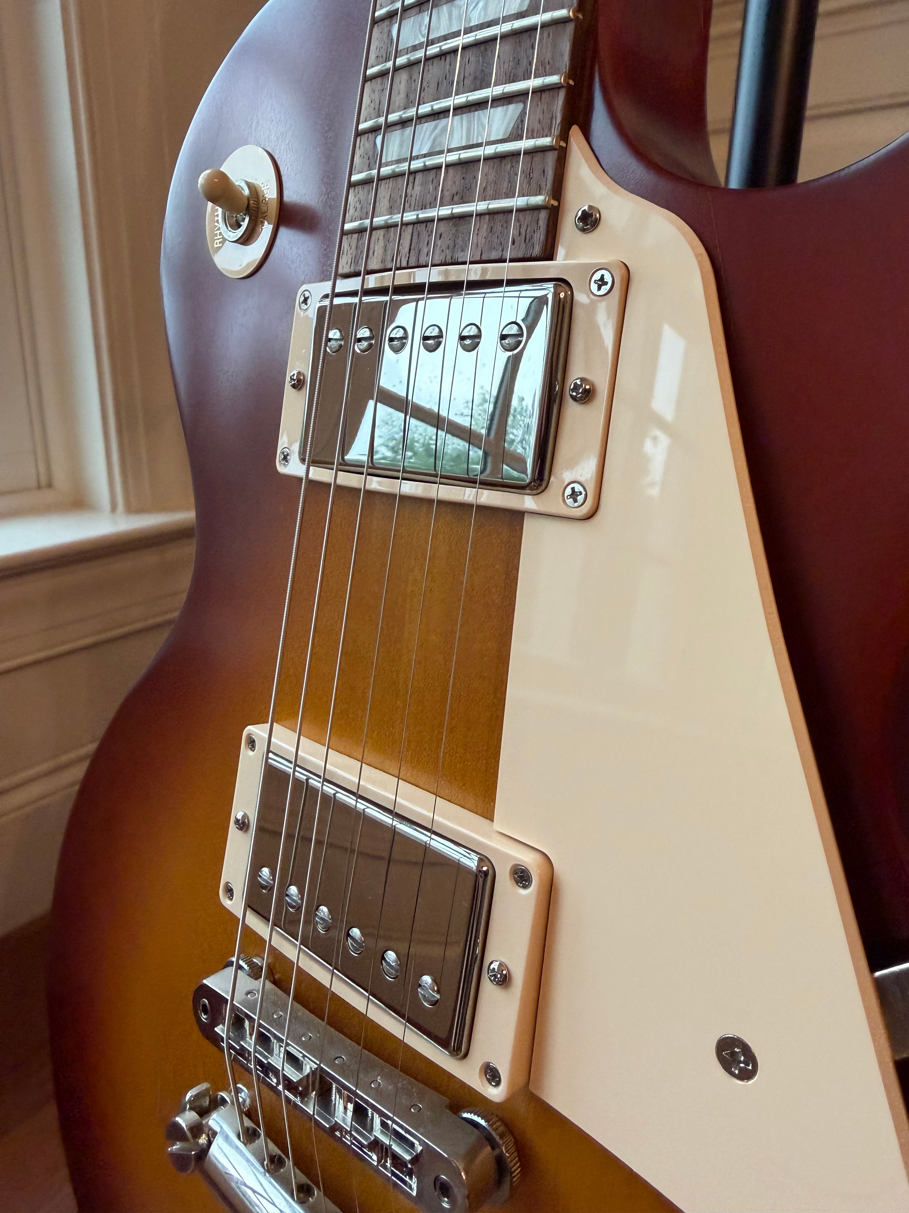 2019 Gibson Les Paul Studio Tribute - Satin Iced Tea