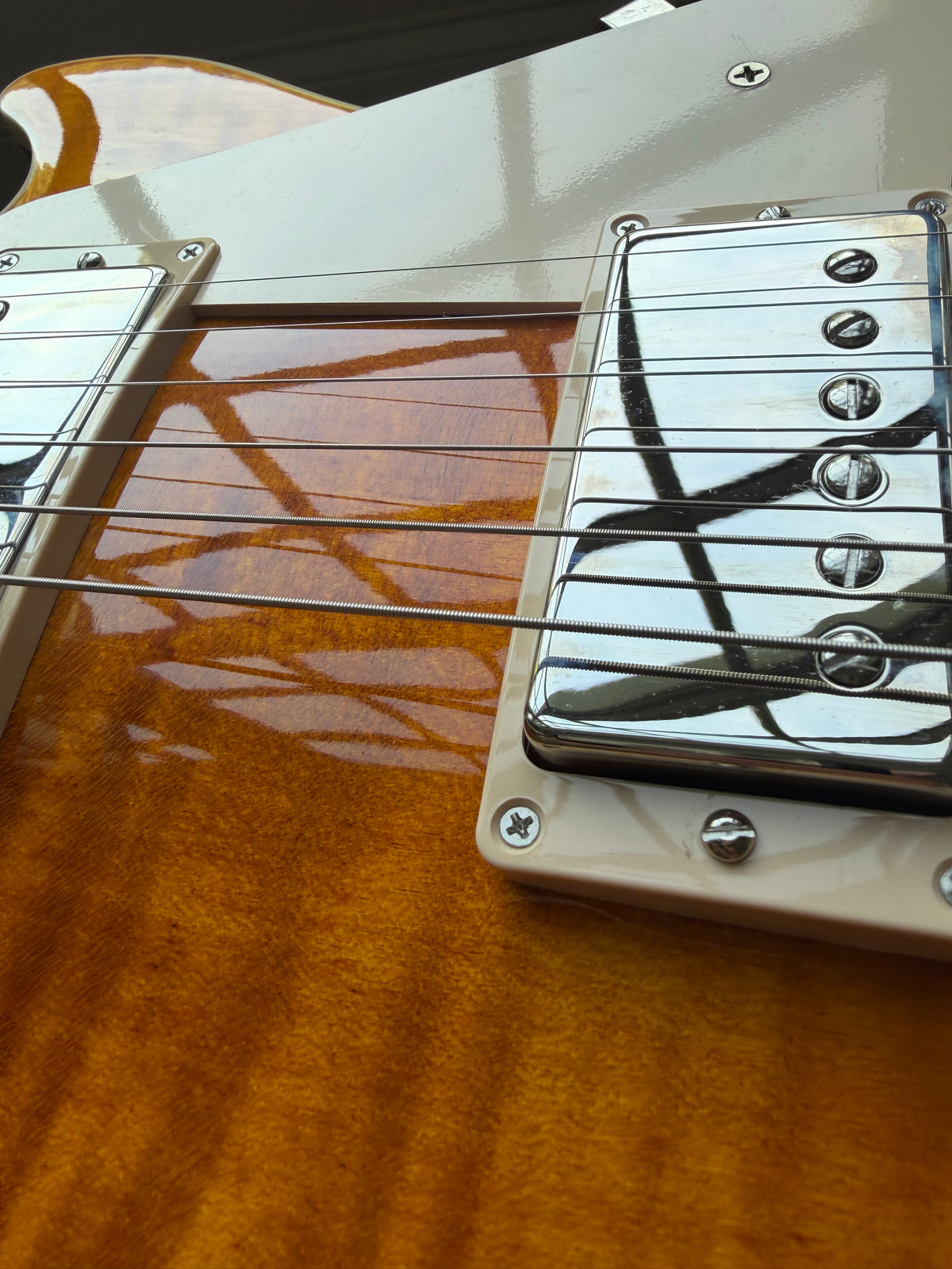 2026 Gibson Les Paul Standard 50s Figured Top - Honey Amber