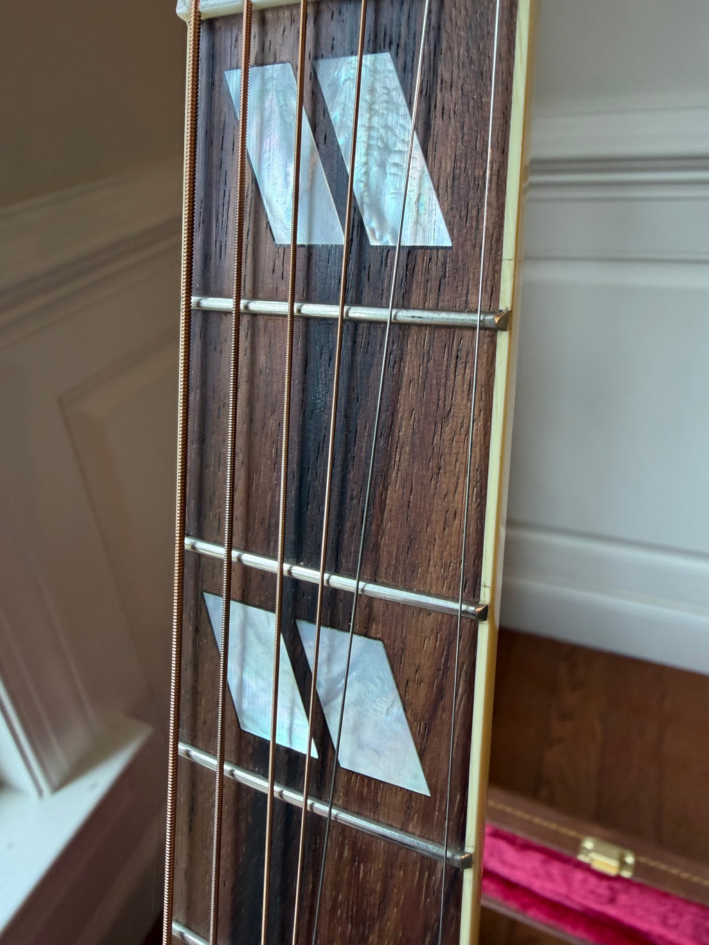 2023 Gibson Dove Original - Vintage Cherry Sunburst
