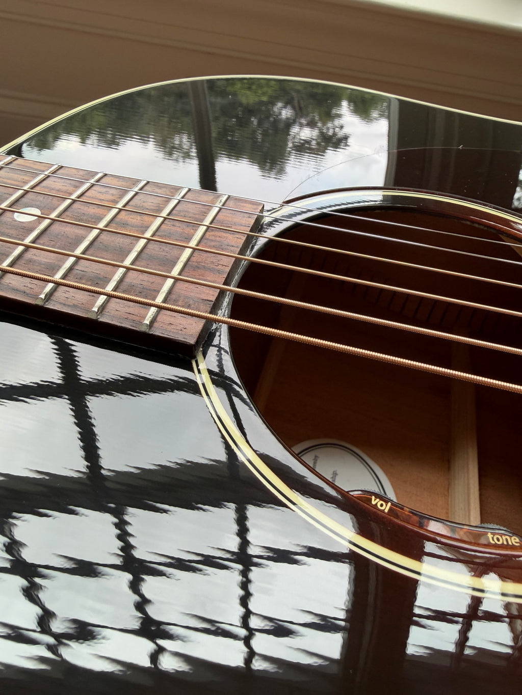 2026 Gibson J-45 Standard - Vintage Sunburst