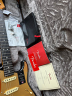 2026 Fender American Ultra II Stratocaster Ebony Fretboard - Ultraburst