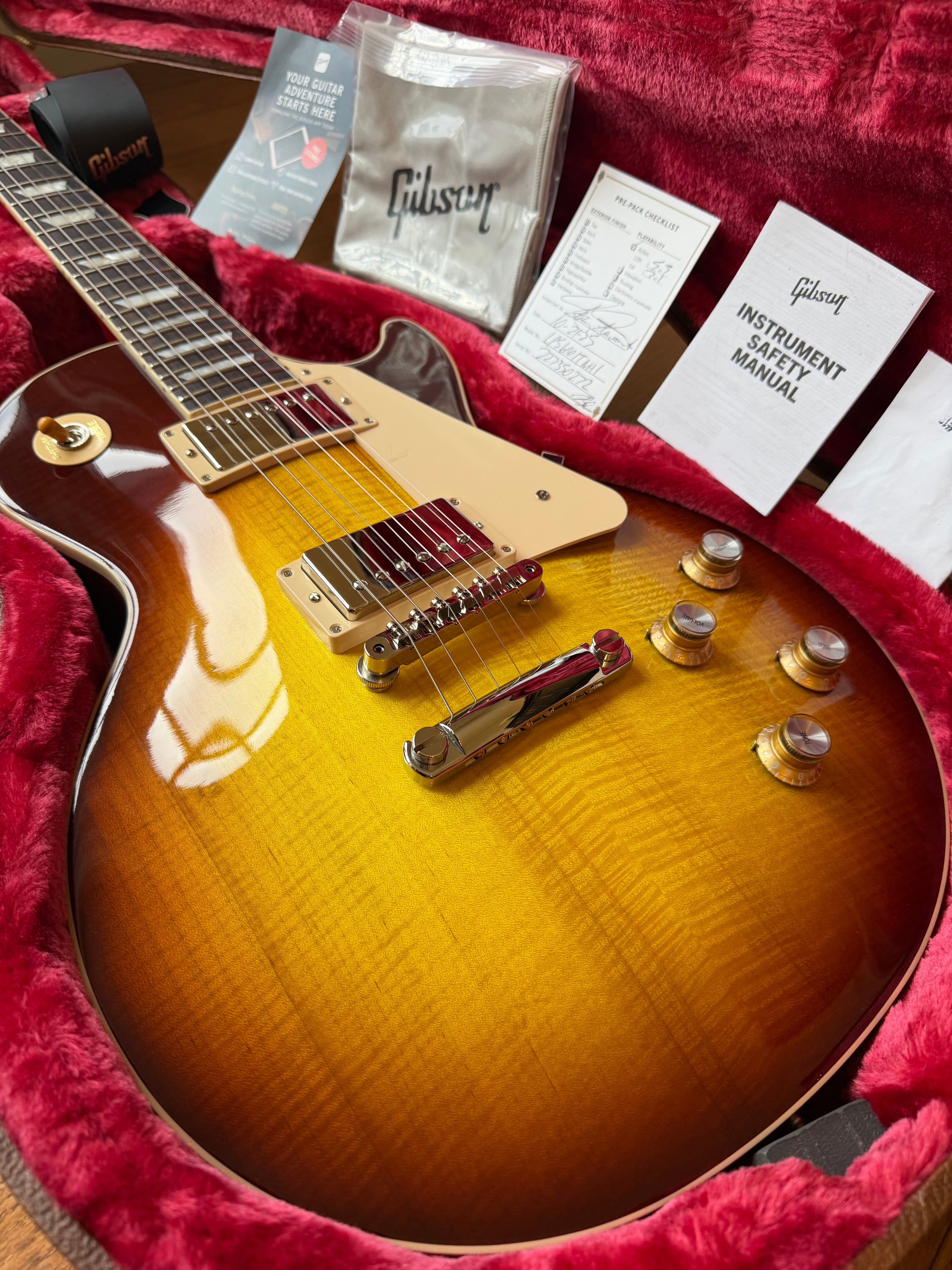 2025 Gibson Les Paul Standard 60s Figured Top - Iced Tea Burst