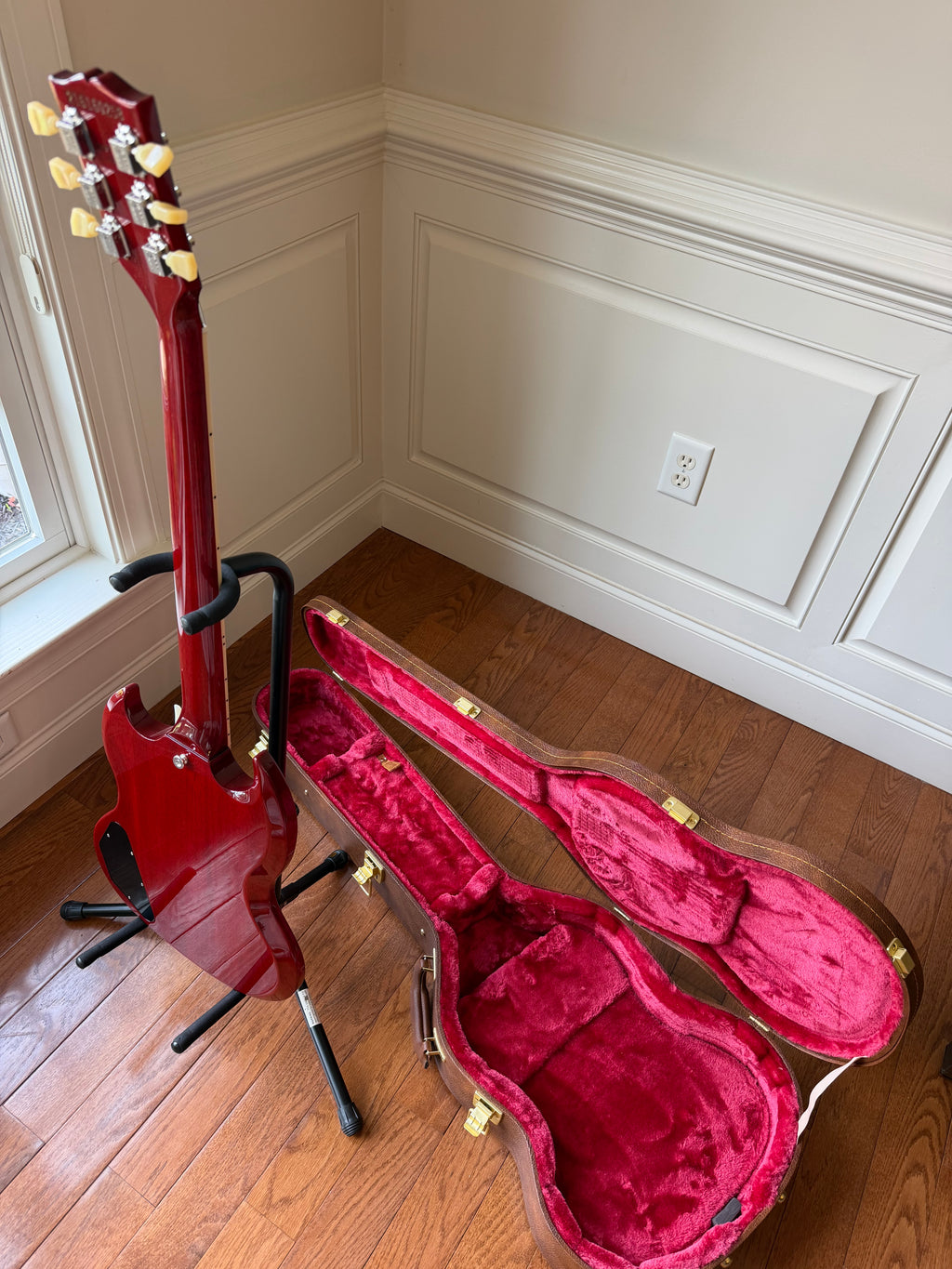 2026 Gibson SG ‘61 Maestro Vibrola - Cherry Red