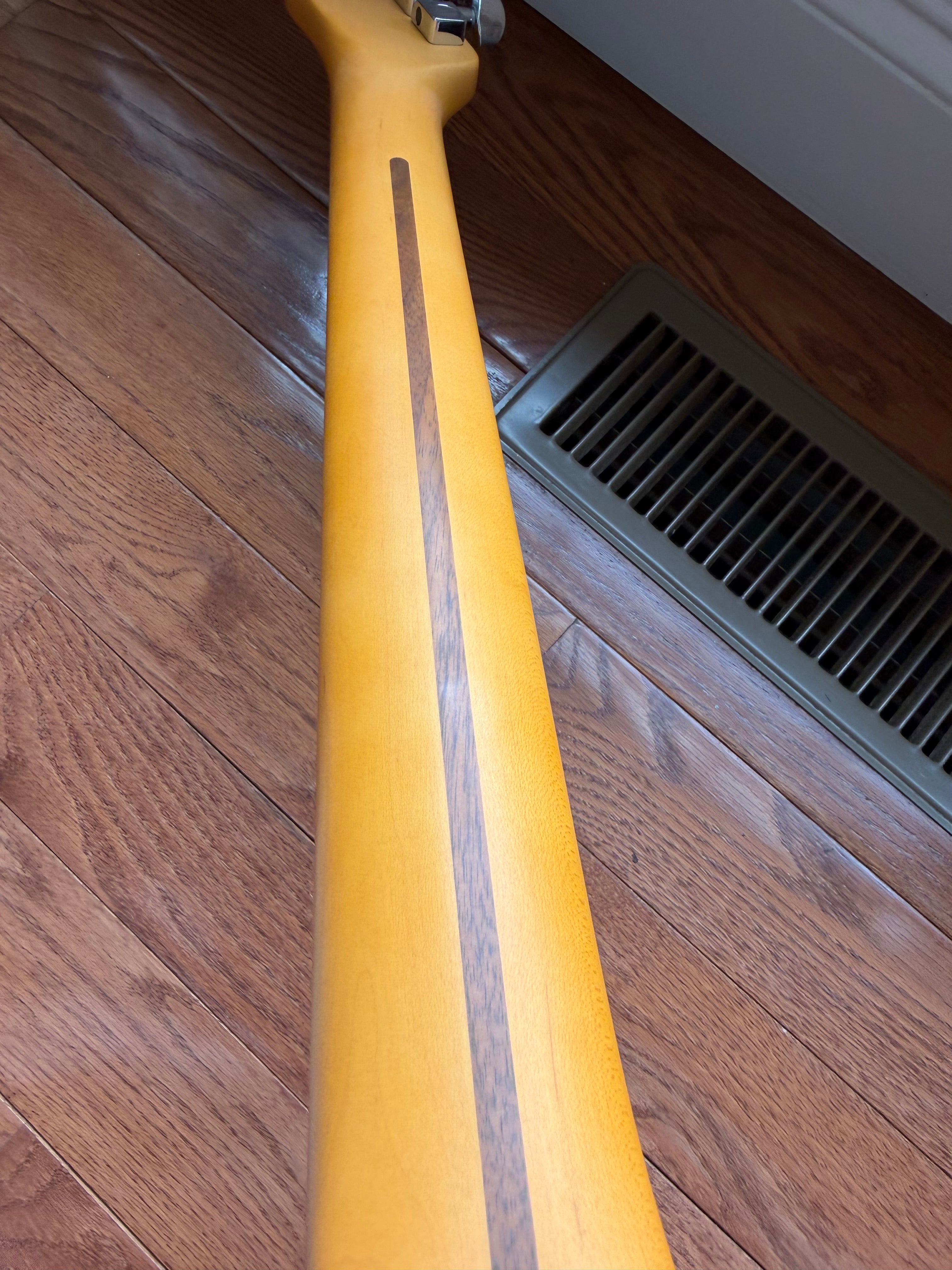 2025 Fender American Professional II Telecaster - Butterscotch Blonde